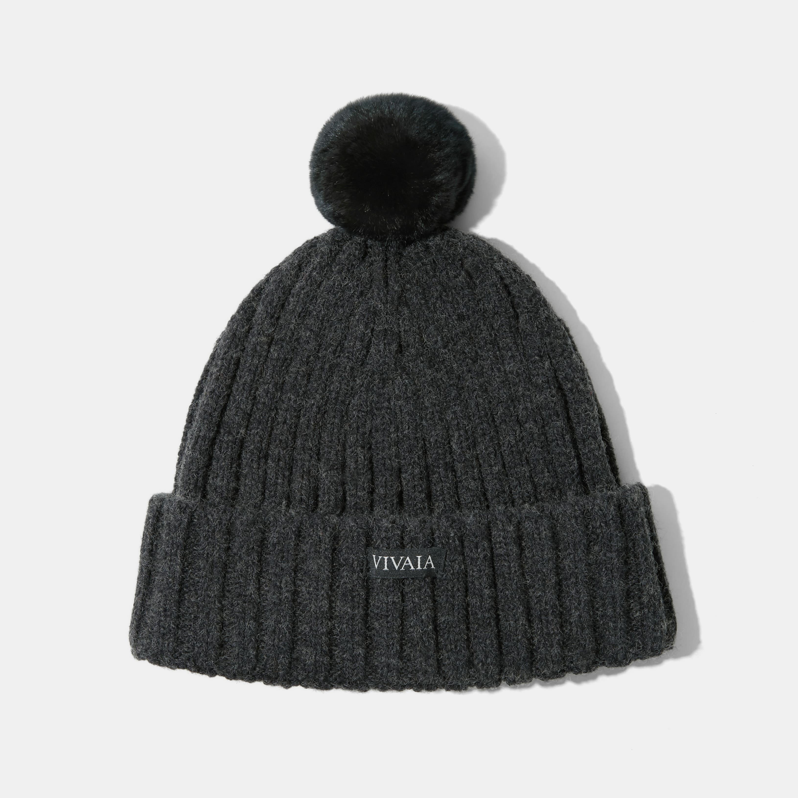 取り外し可能なポンポン付き ニット帽
