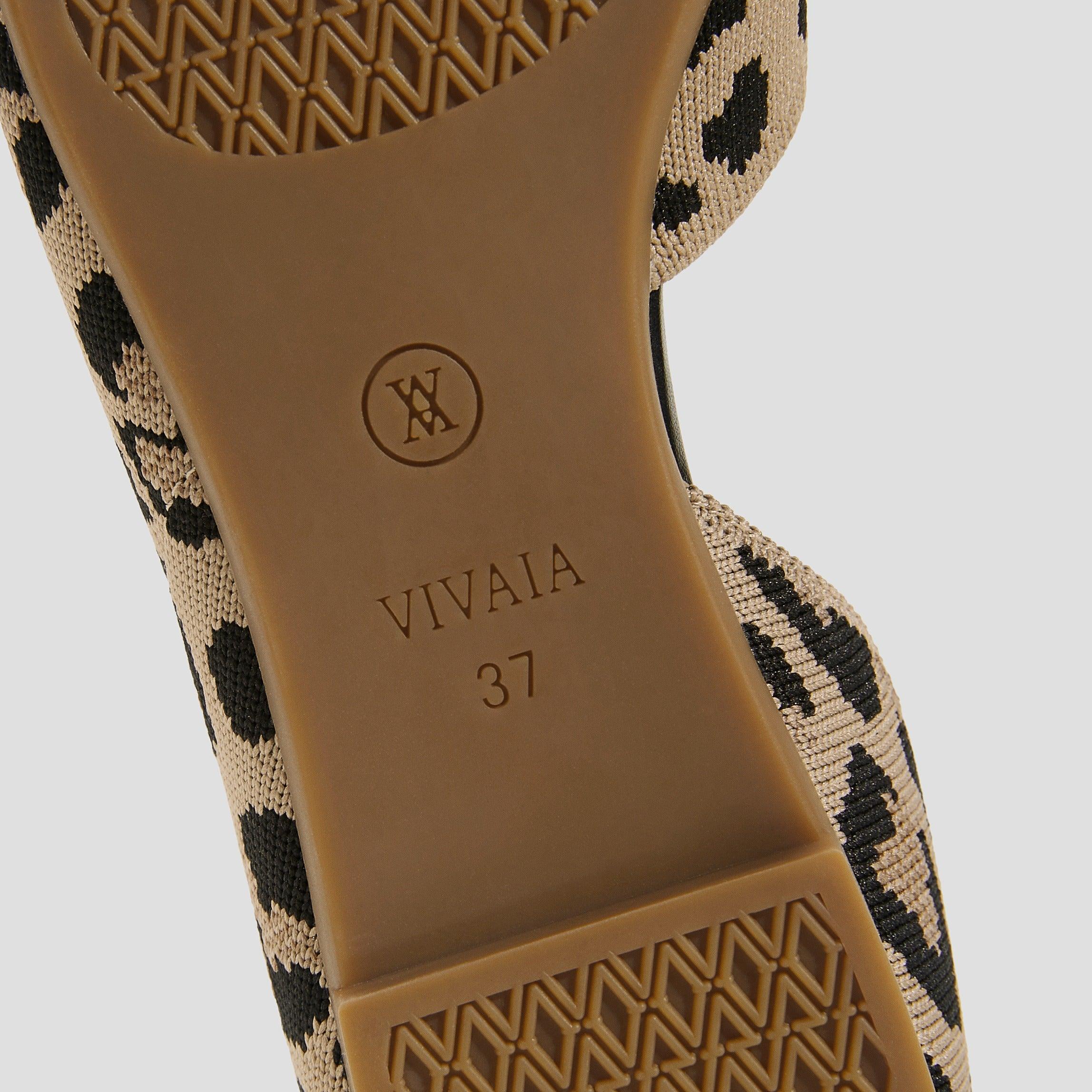 [Melia 2.0] ポインテッドトゥ Vカット フラットシューズ