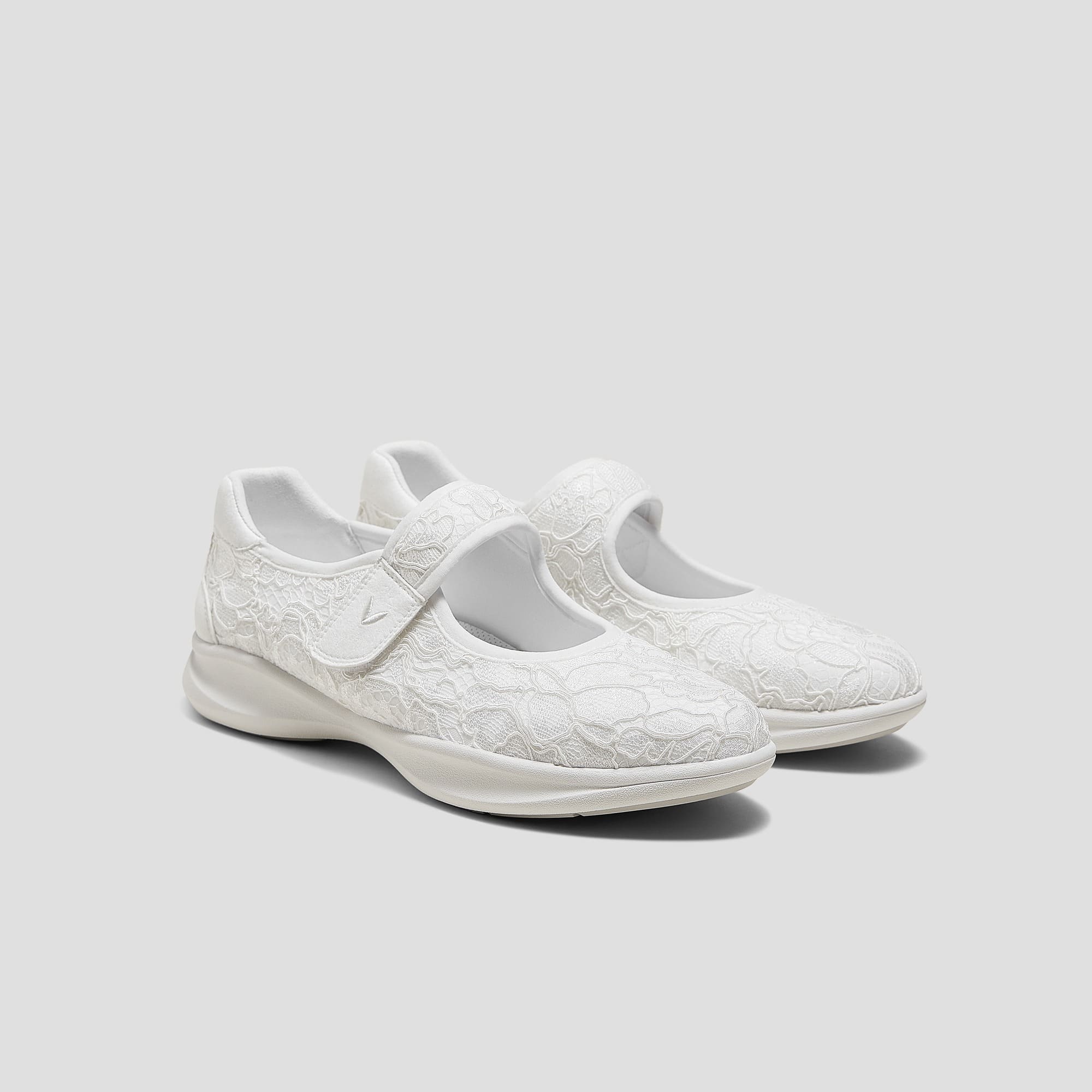 [Ivee] ラウンドトゥ 再生ナイロン メリージェーン スニーカー フラット 