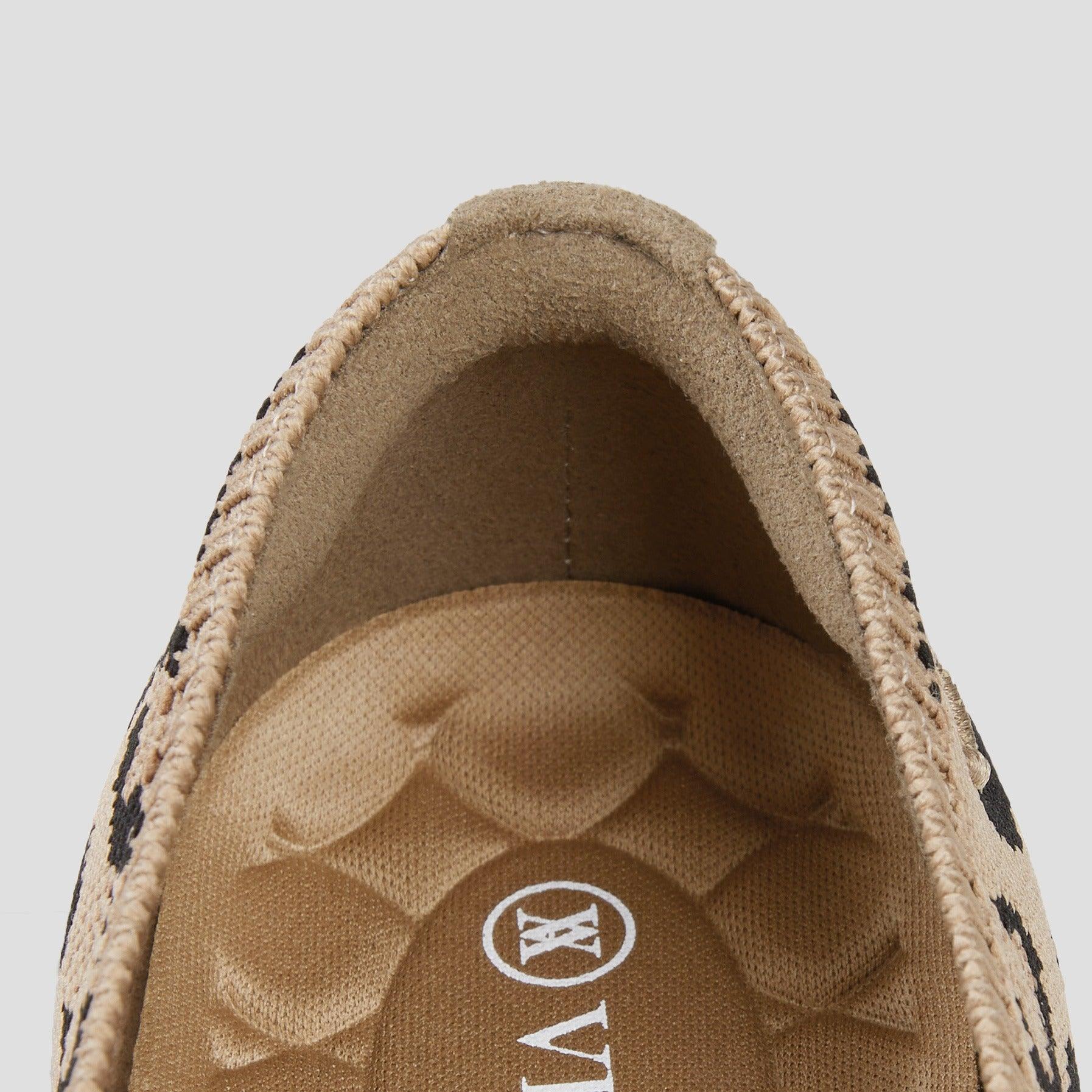 [Aria Walker] ポインテッドトゥ 超軽量 厚底 フラットシューズ