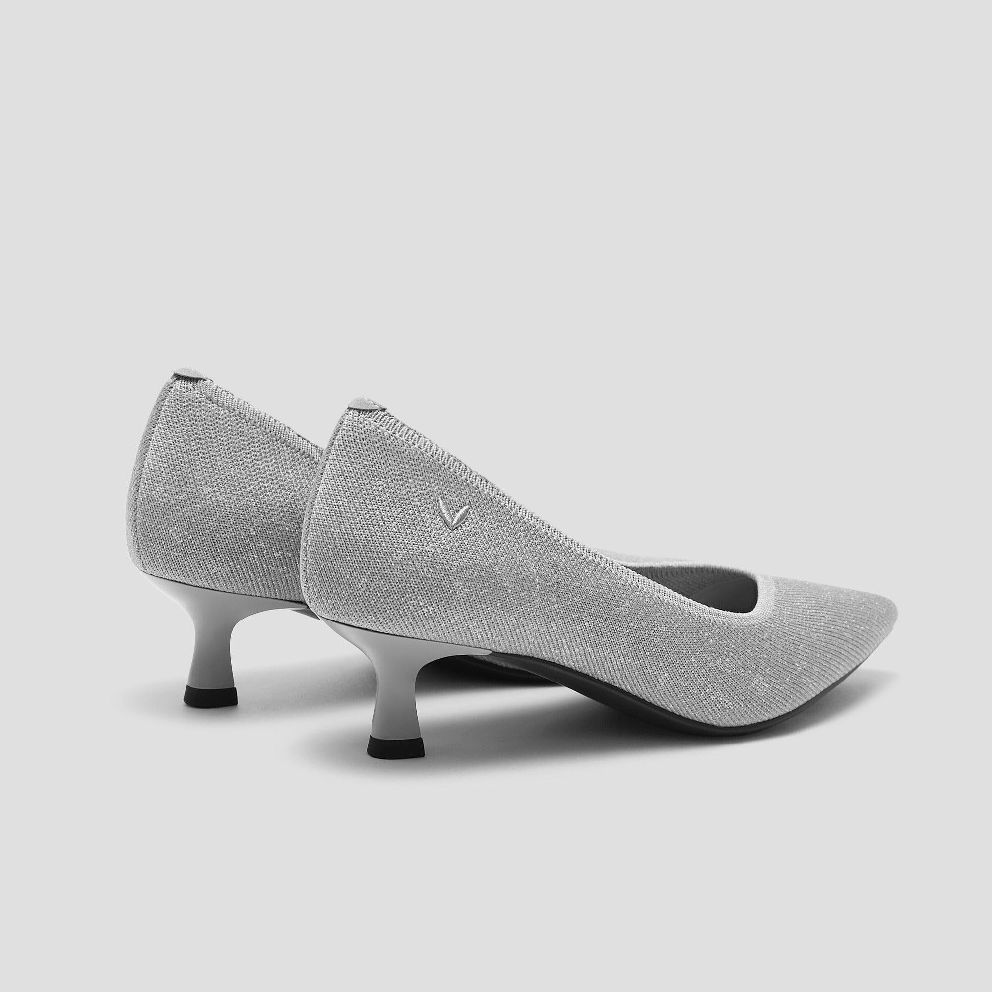 [Scarlett] ポインテッドトゥ  キトゥンヒール パンプス