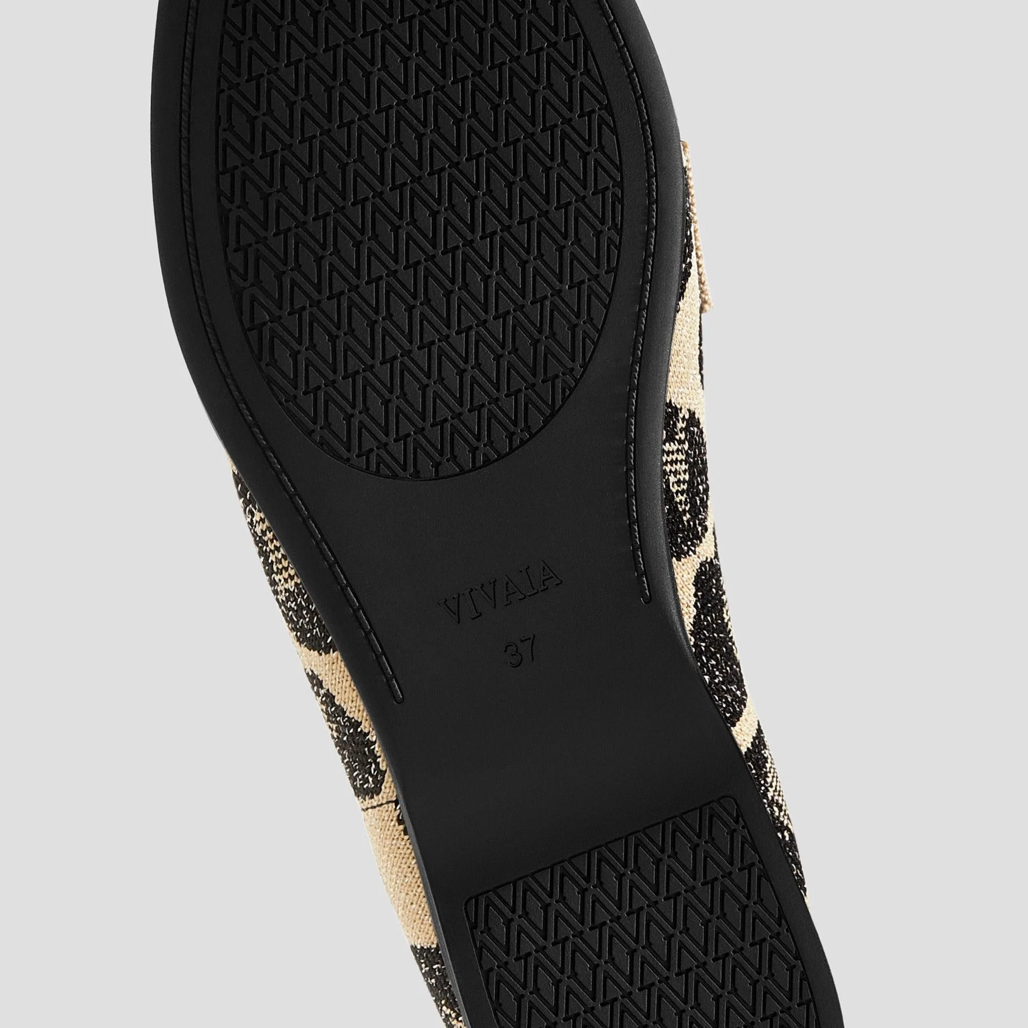 [Eloise] アーモンドトゥ ペニーローファー