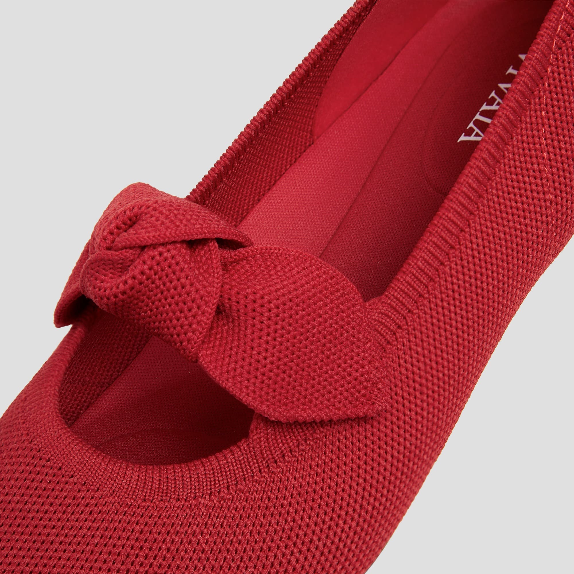 [Addriane] ポインテッドトゥ リボン付き フラットシューズ