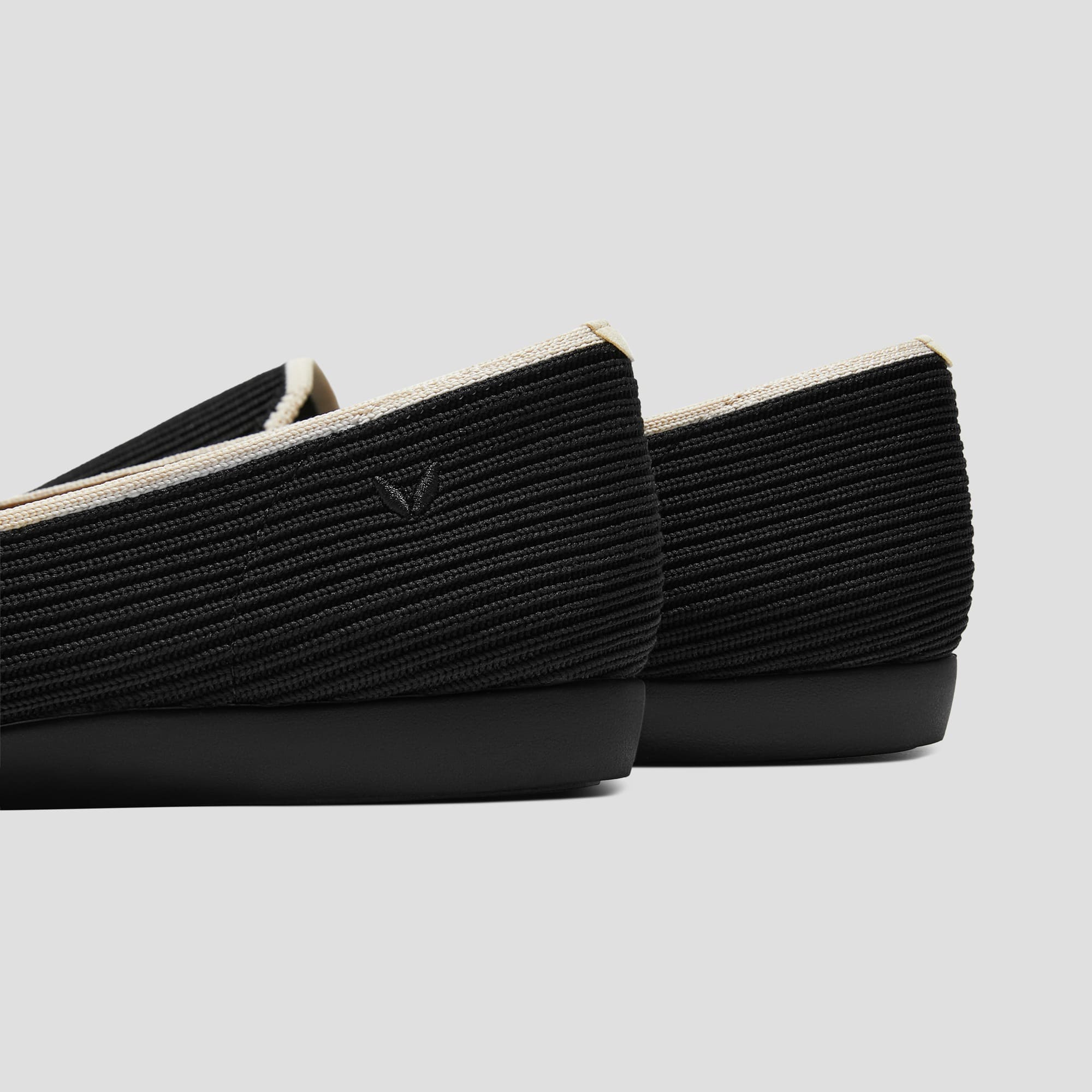 [Samantha Walker] スクエアトゥ 超撥水 軽量厚底 ローファー