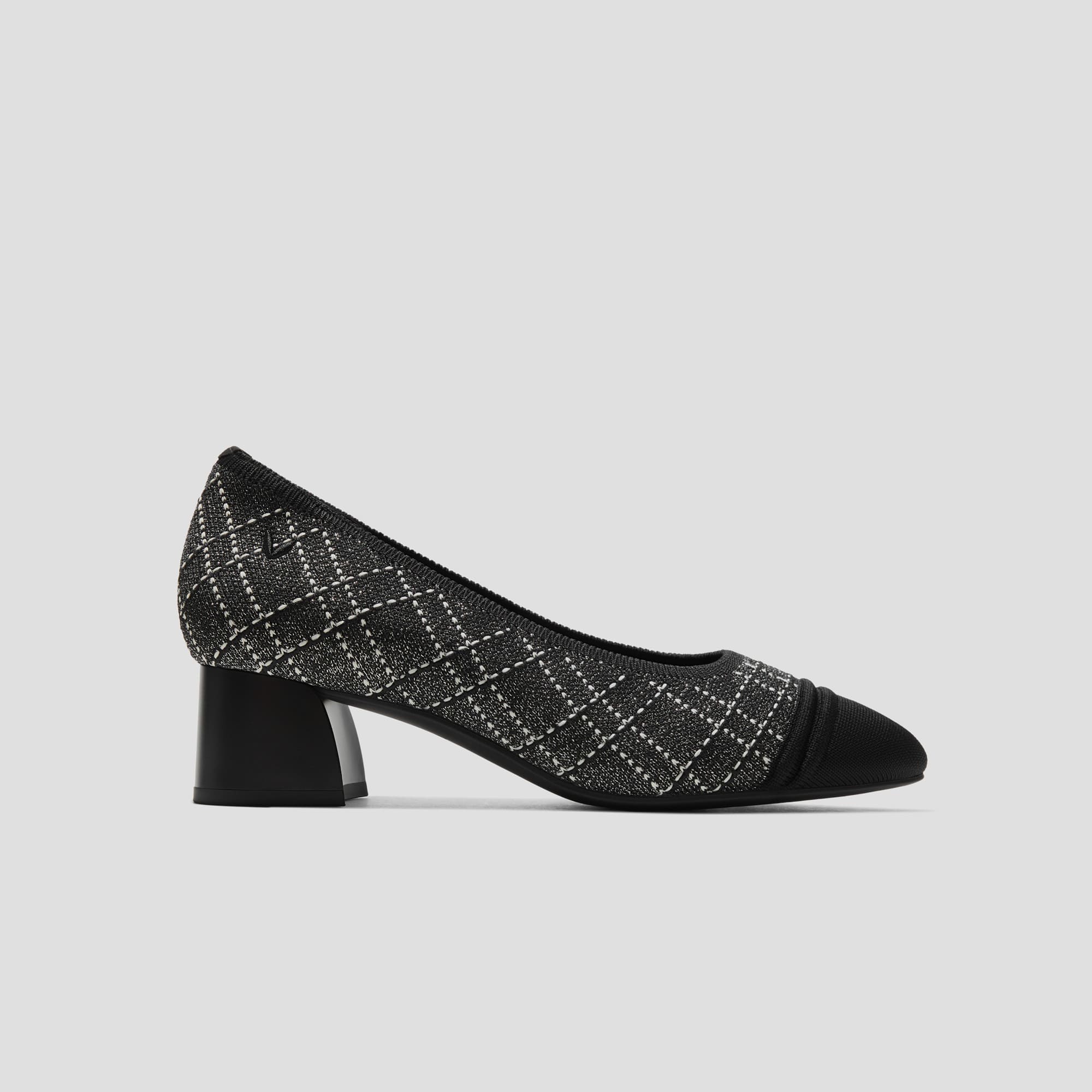 [Julie Arch Pro] ラウンドトゥ チャンキーヒール パンプス