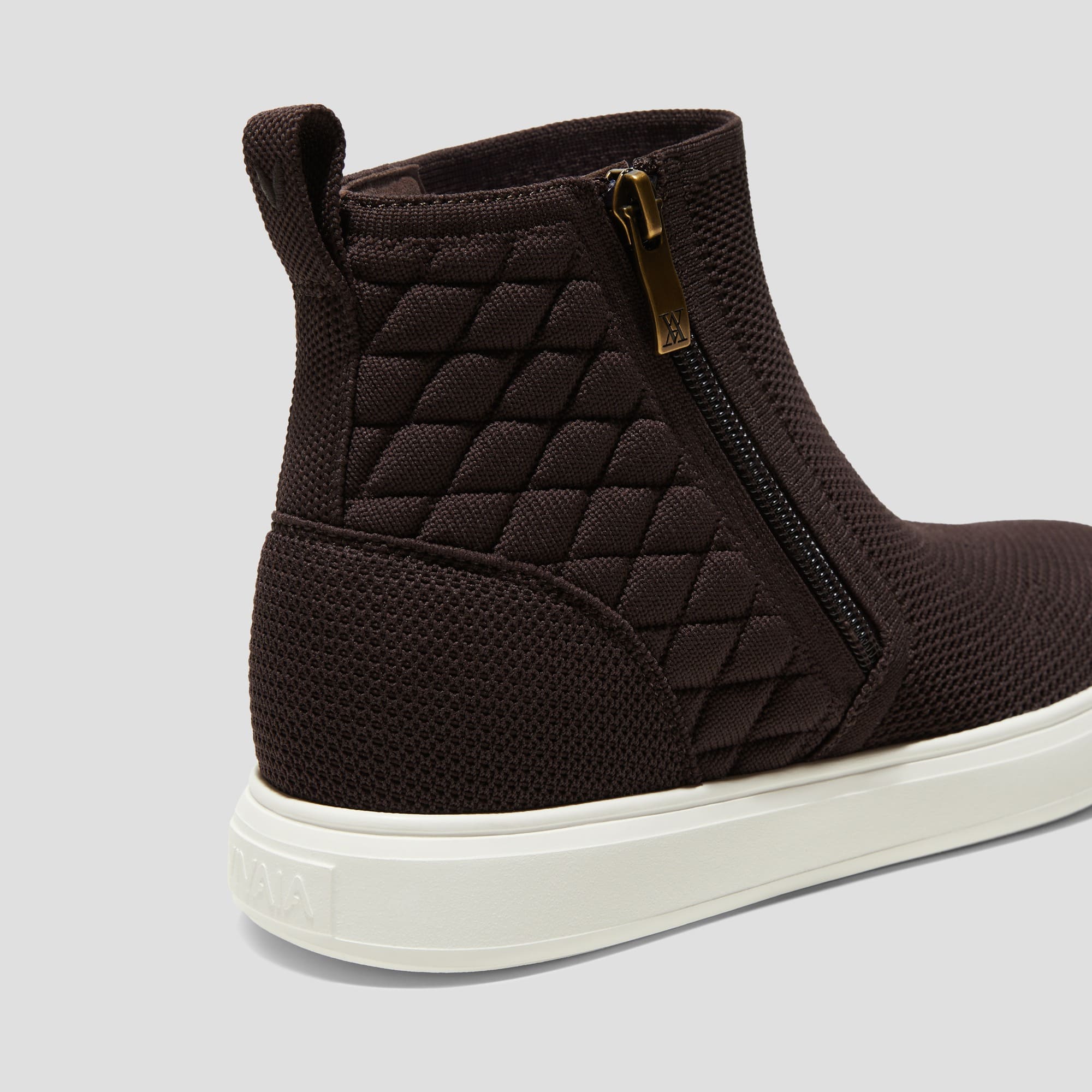 [Casey] ラウンドトゥ ヒドゥンウェッジ スニーカー