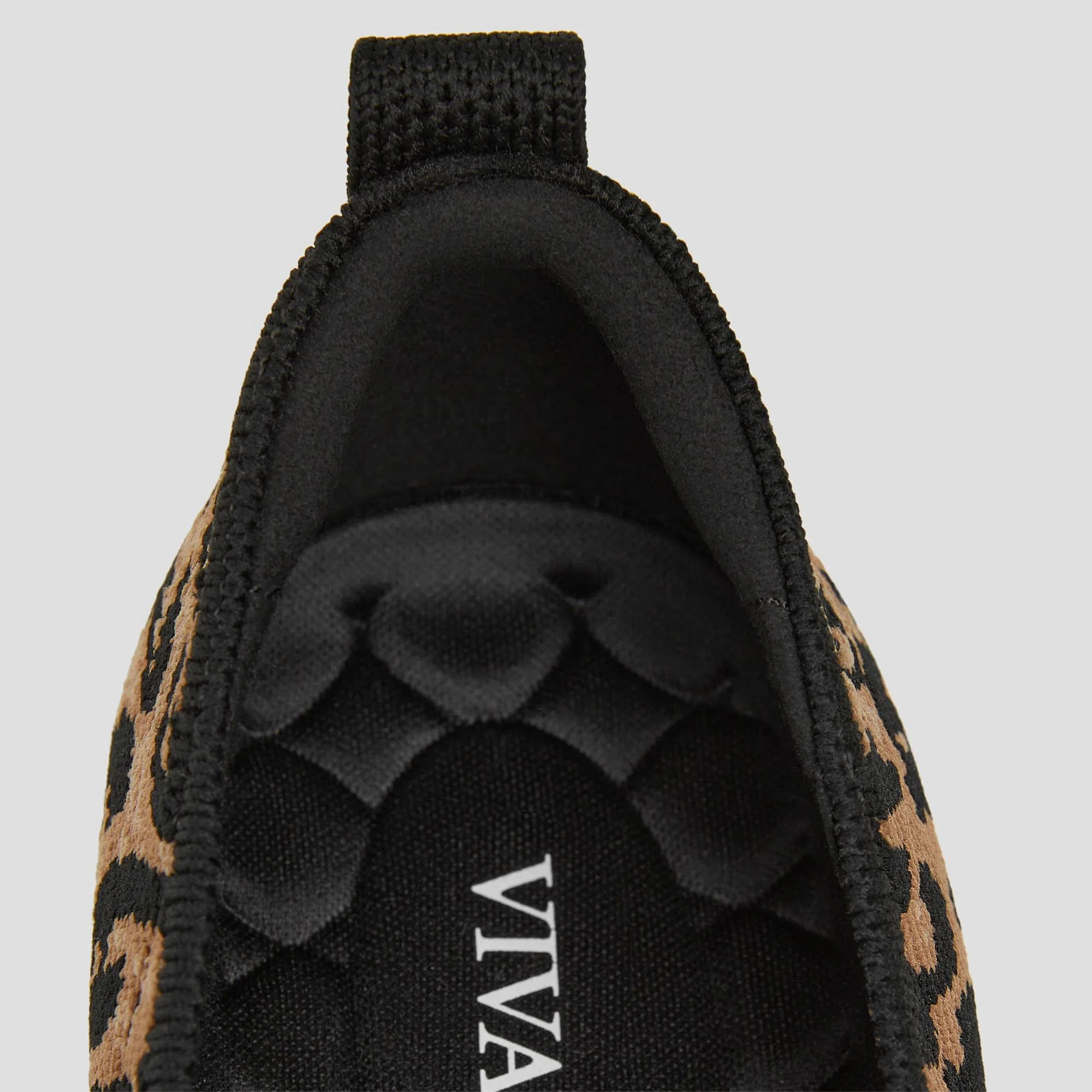 [Kathleen] ミニスクエアトゥ フラット