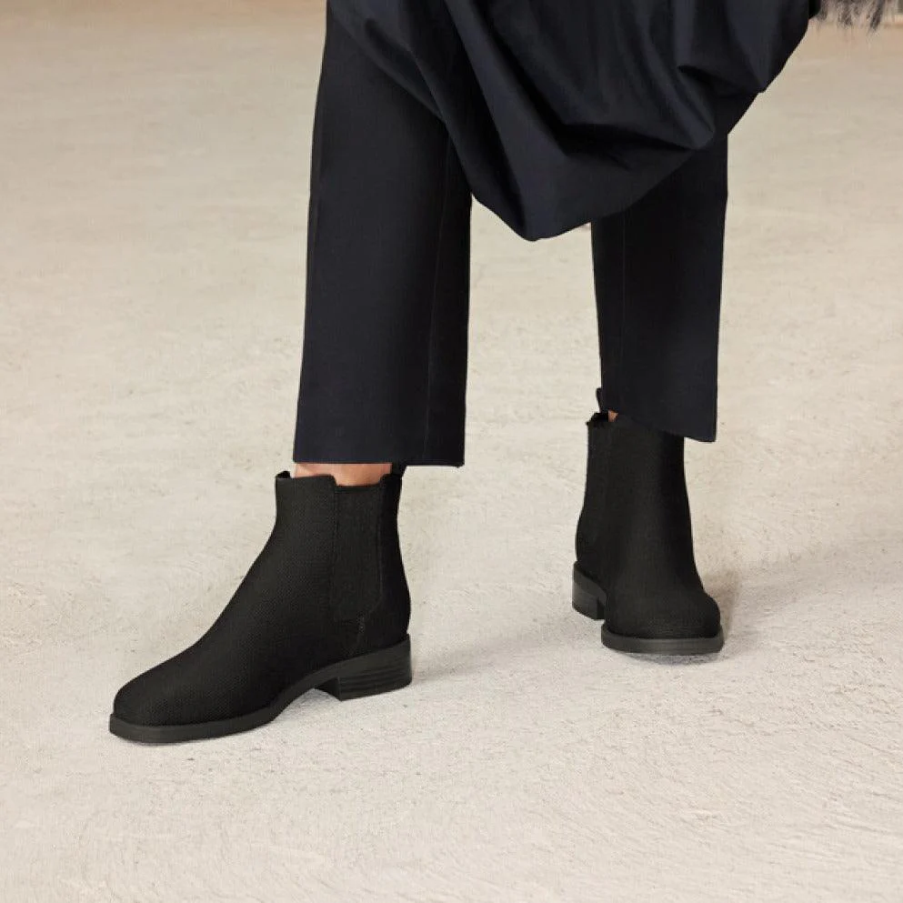 [Clara] スクエアトゥ 撥水加工 アンクルチェルシーブーツ