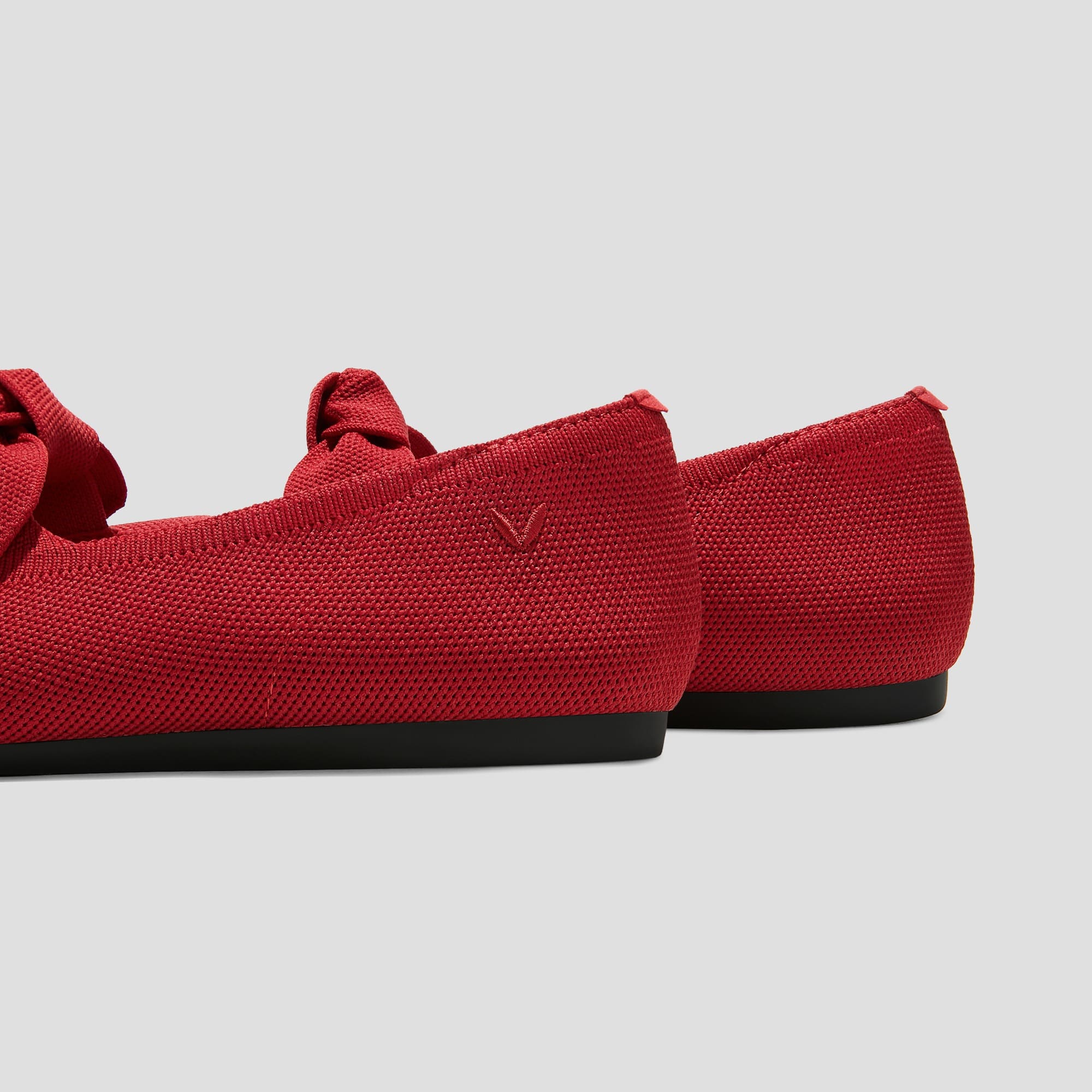 [Addriane] ポインテッドトゥ リボン付き フラットシューズ