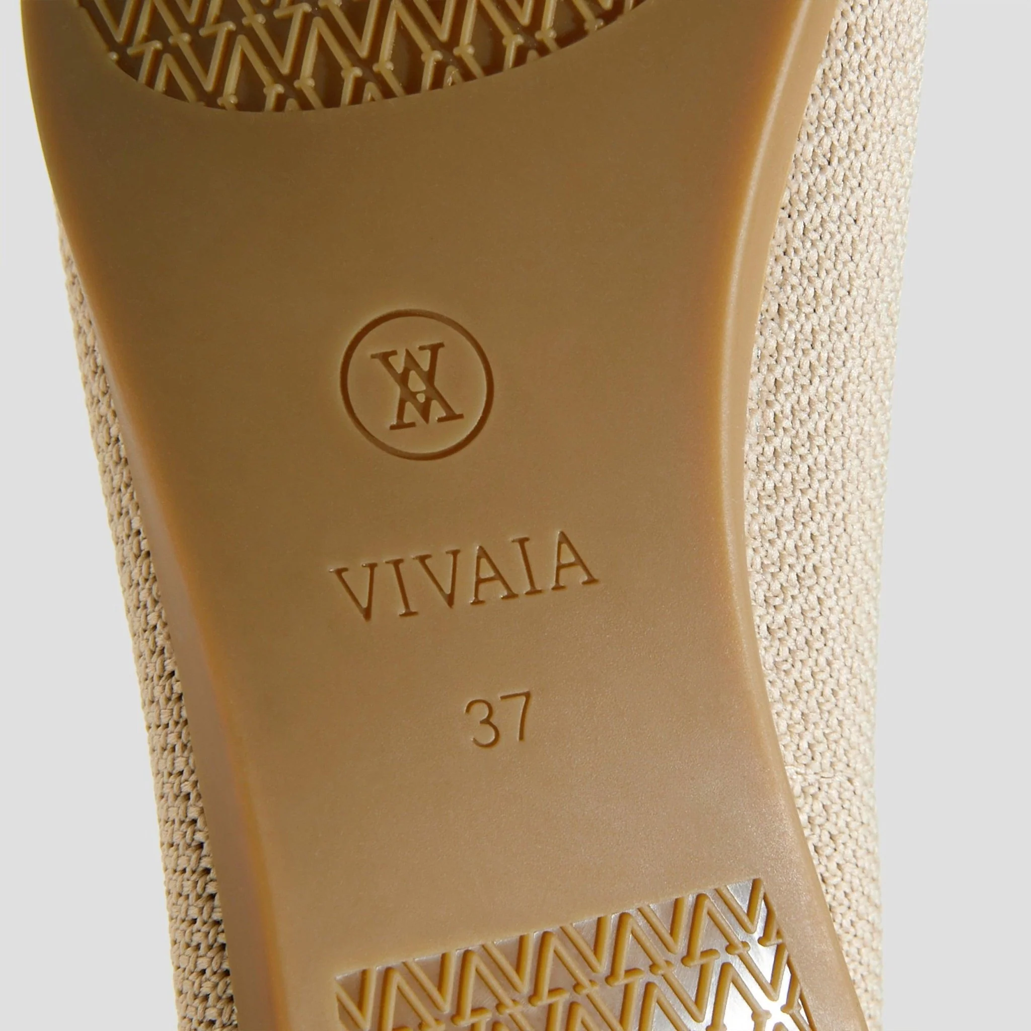 [Aria 5°] ポインテッドトゥ フラットシューズ