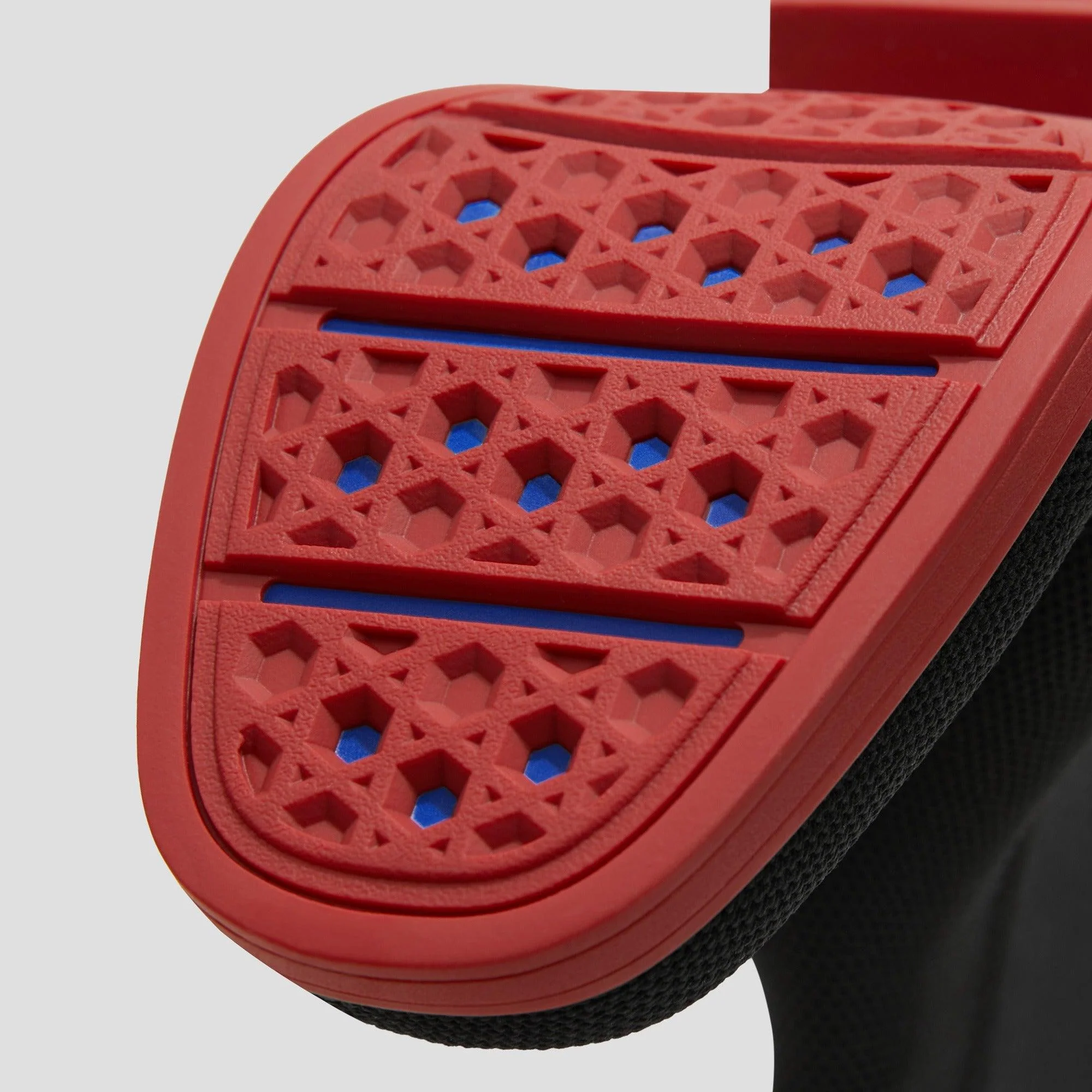 [Clara] スクエアトゥ 撥水加工 アンクルチェルシーブーツ