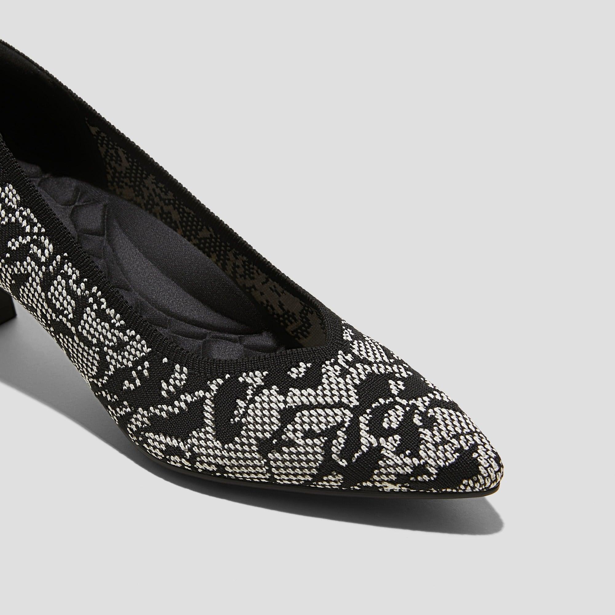 [Scarlett] ポインテッドトゥ  キトゥンヒール パンプス