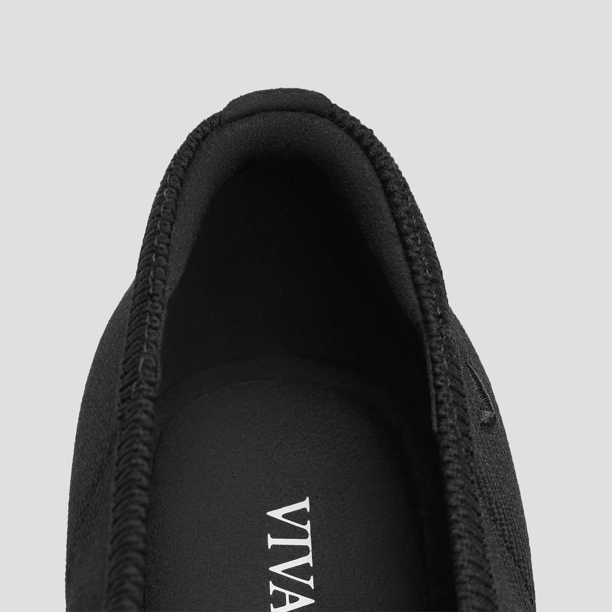 [Nelly] AdaptAll™ アーモンドトゥ フラット