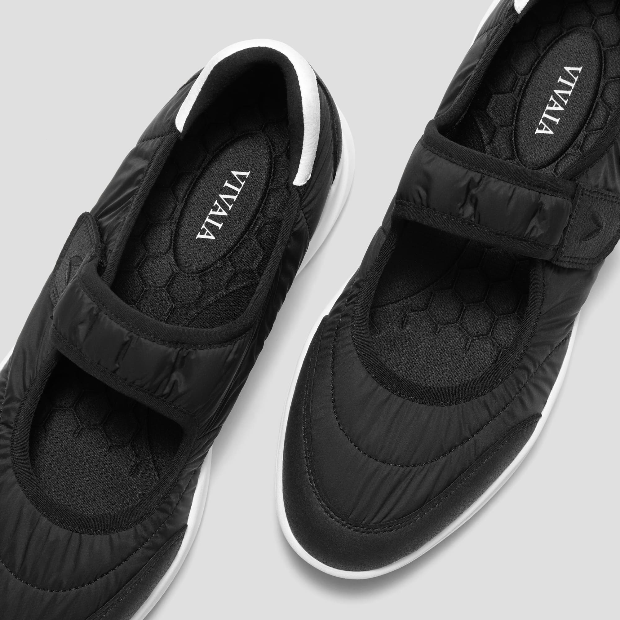 [Ivee] ラウンドトゥ 再生ナイロン メリージェーン スニーカー フラット 