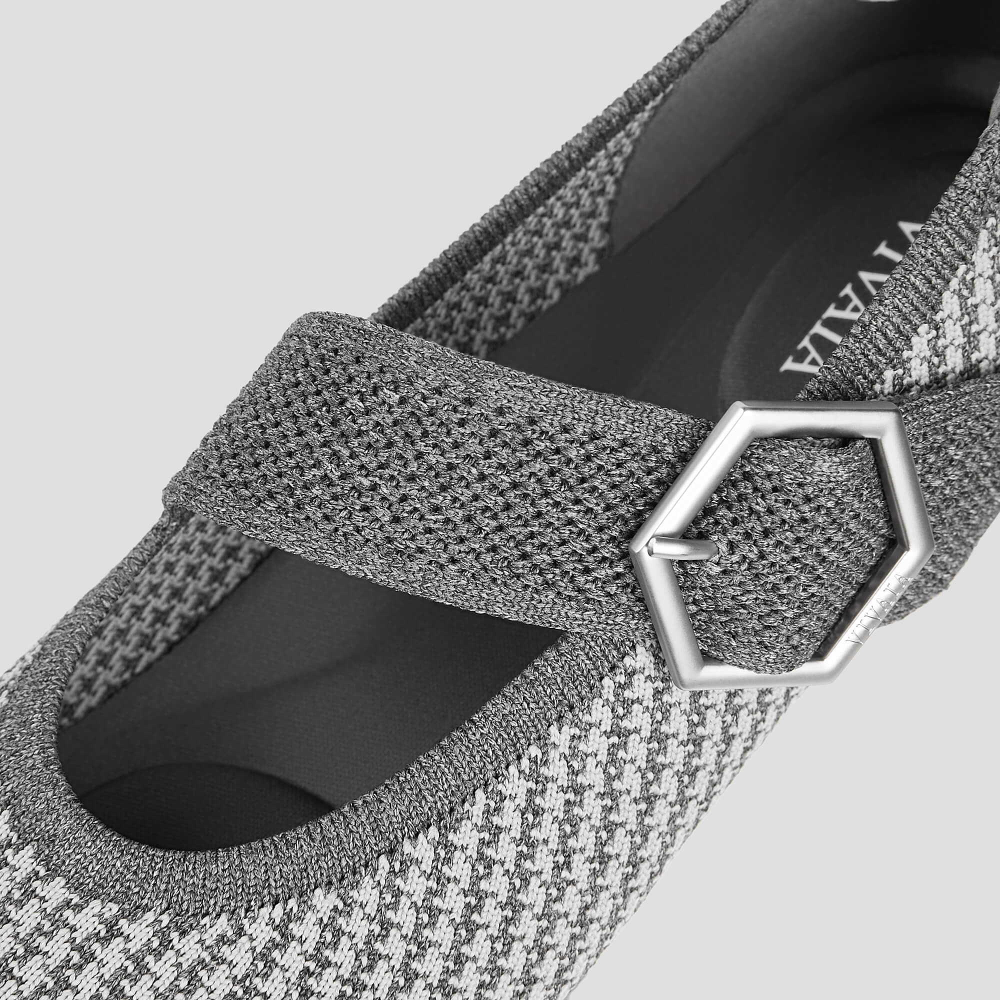 [MARIA] ポインテッドトゥ メリージェーン フラット