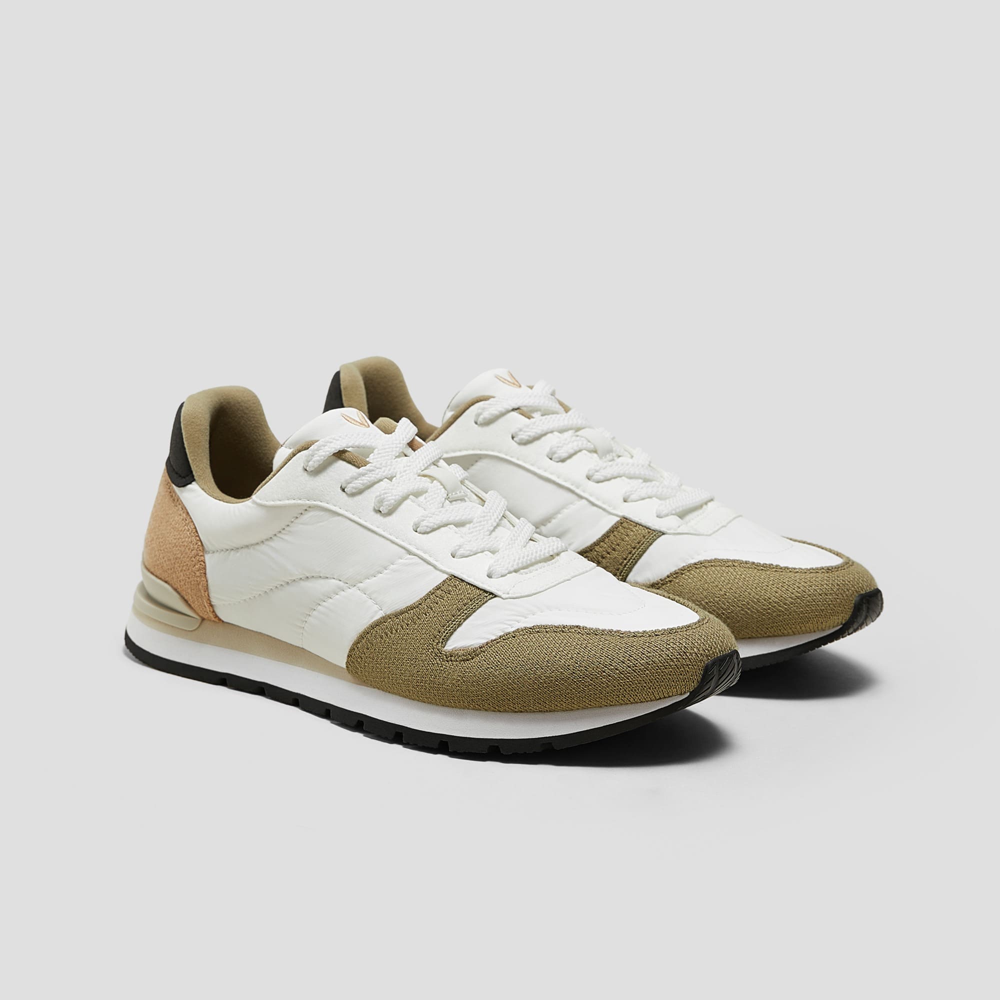 [Allegro] ユニセックス サテン ラックス 撥水加工 スニーカー