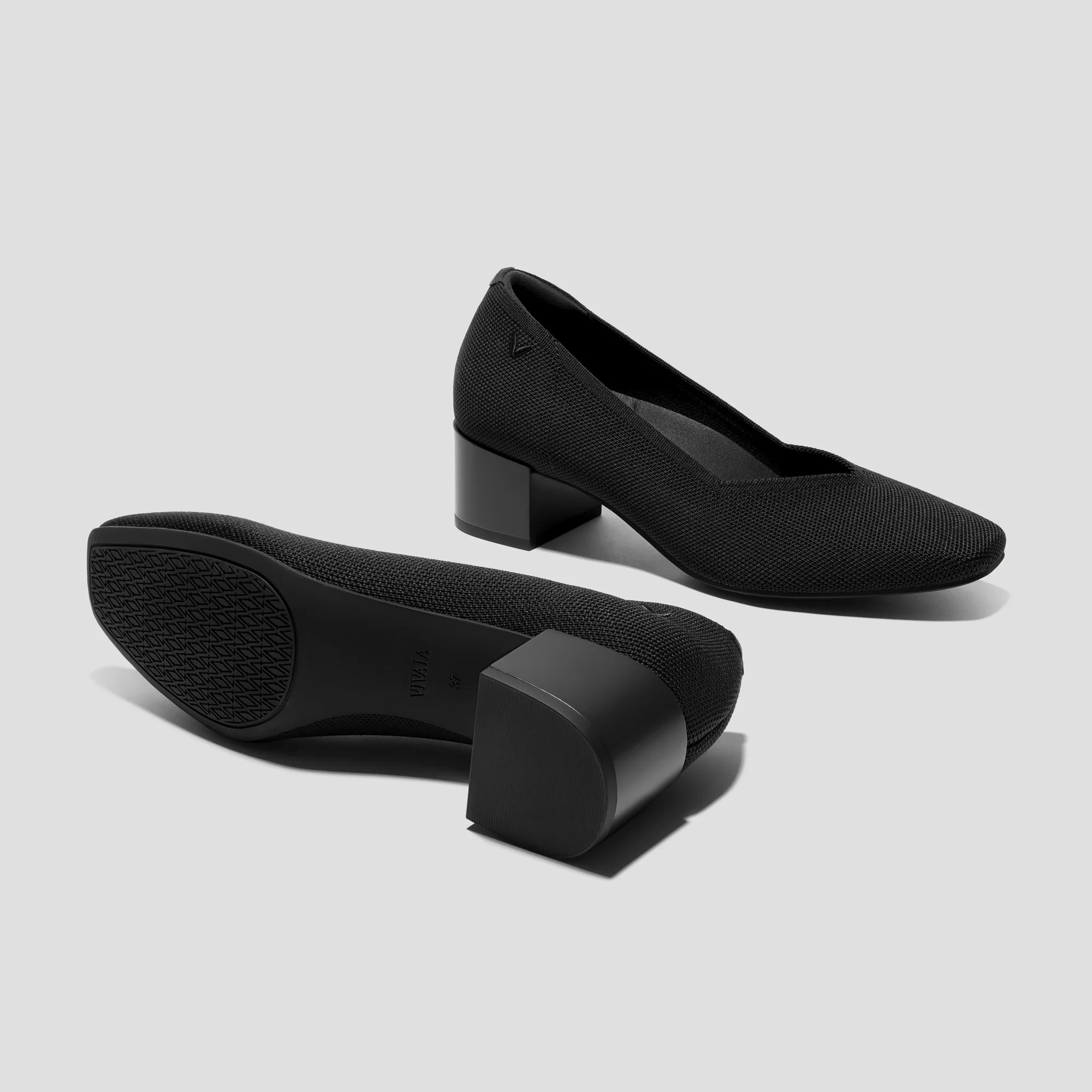 [Megan] スクエアトゥ ストレスフリー ブロックヒール