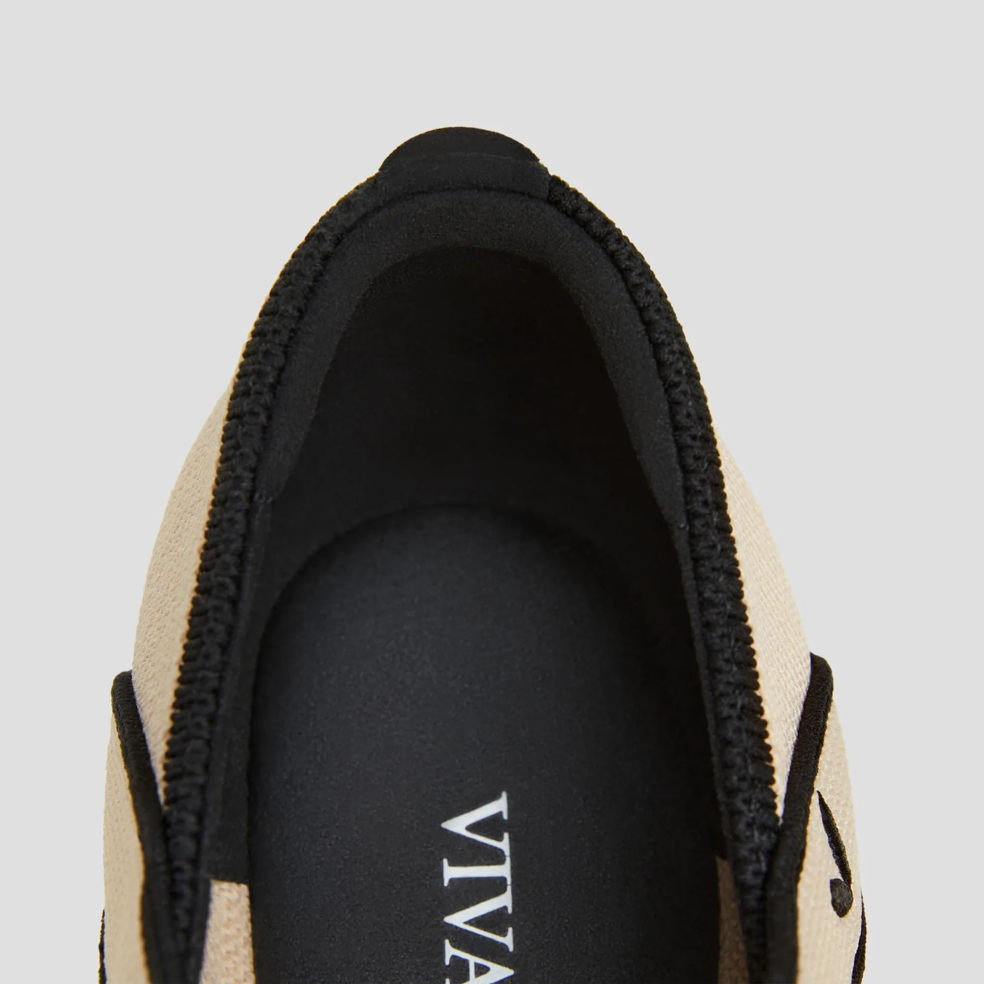 [Nia] アーモンドトゥ メリージェーン フラット