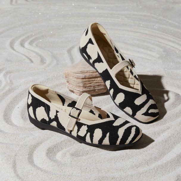 [Margot Walker Mary-Jane] スクエアトゥ 超軽量 厚底 メリージェーン フラットシューズ