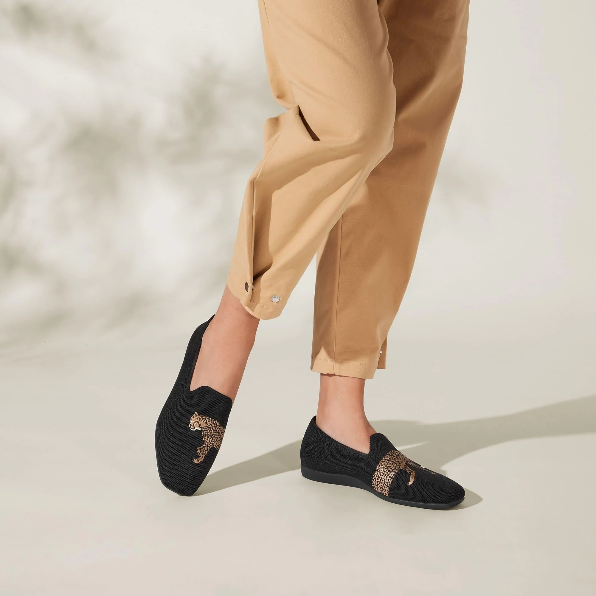 [Samantha Walker] スクエアトゥ 超撥水 軽量厚底 ローファー