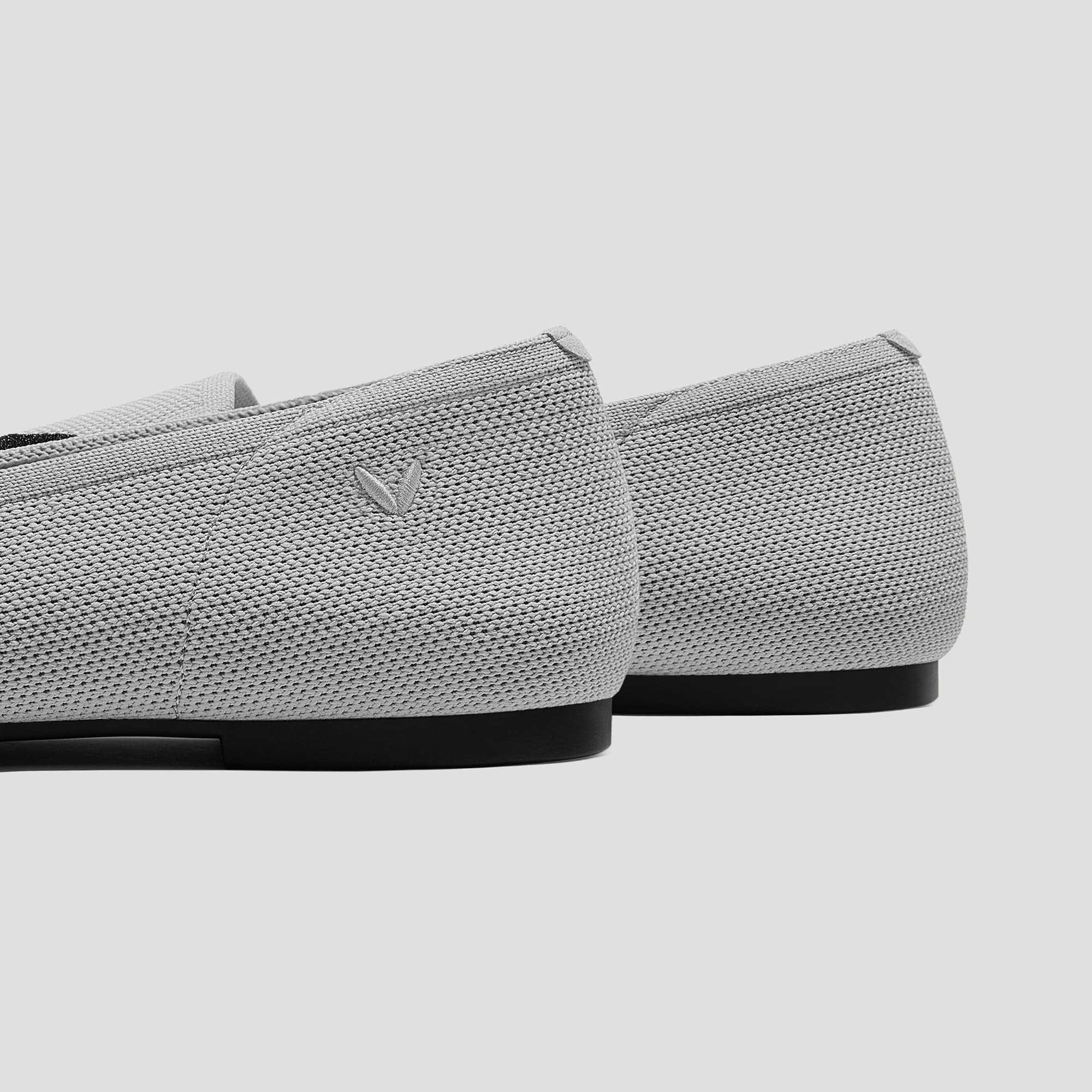 [Audrey] ラウンドトゥ アニマル刺繍 ローファー