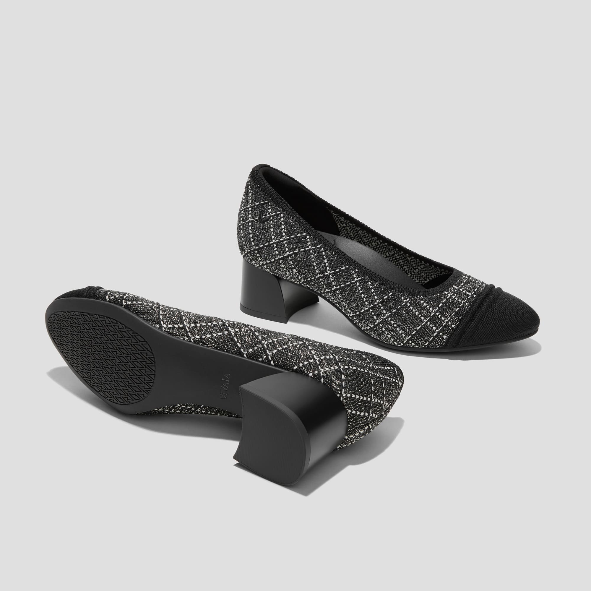 [Julie Arch Pro] ラウンドトゥ チャンキーヒール パンプス