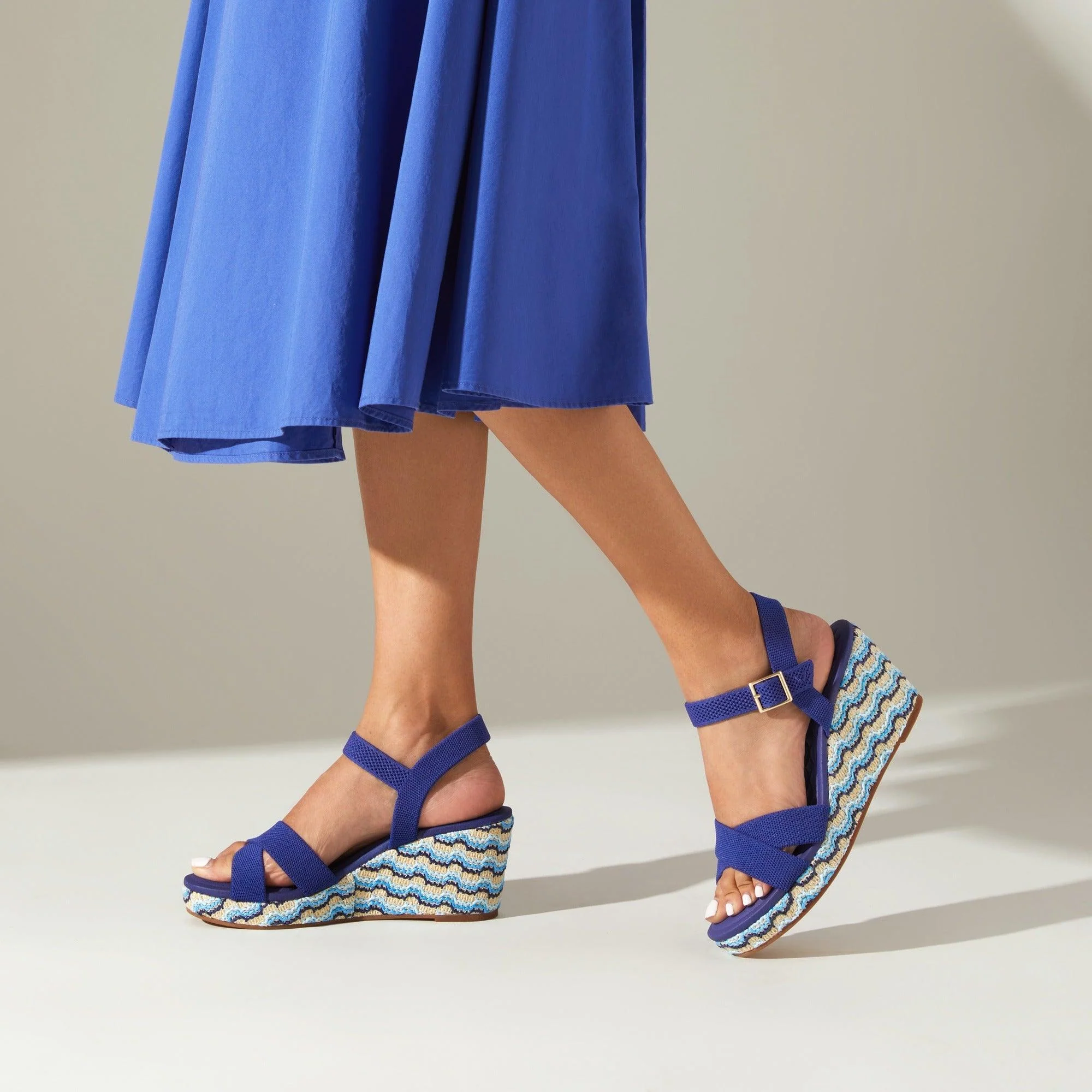 [Sally Pro] AdaptAll™ ラウンドトゥ ウェッジヒール サンダル