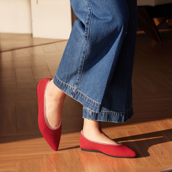 [Aria 5°] ポインテッドトゥ フラットシューズ