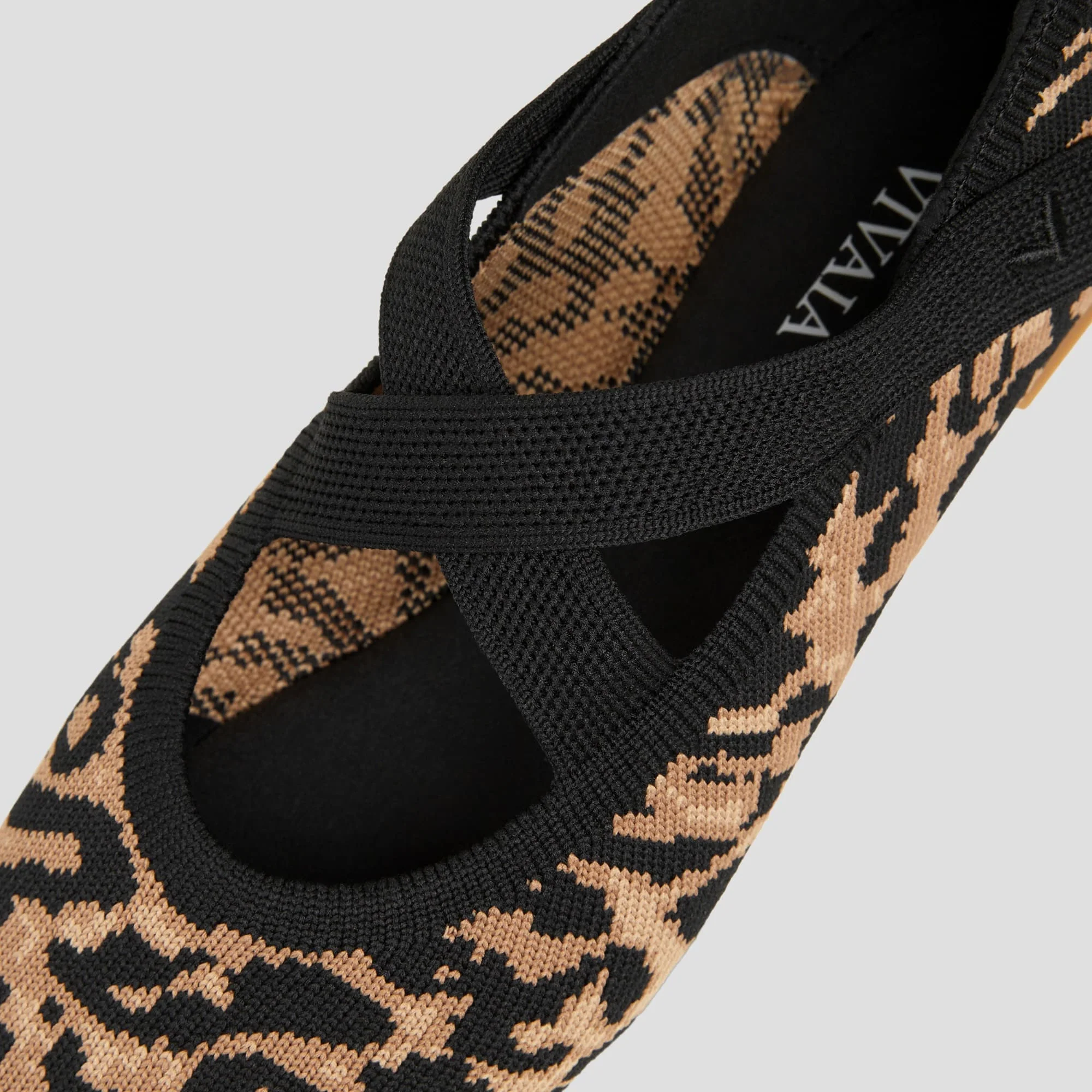 [Nia] アーモンドトゥ メリージェーン フラット