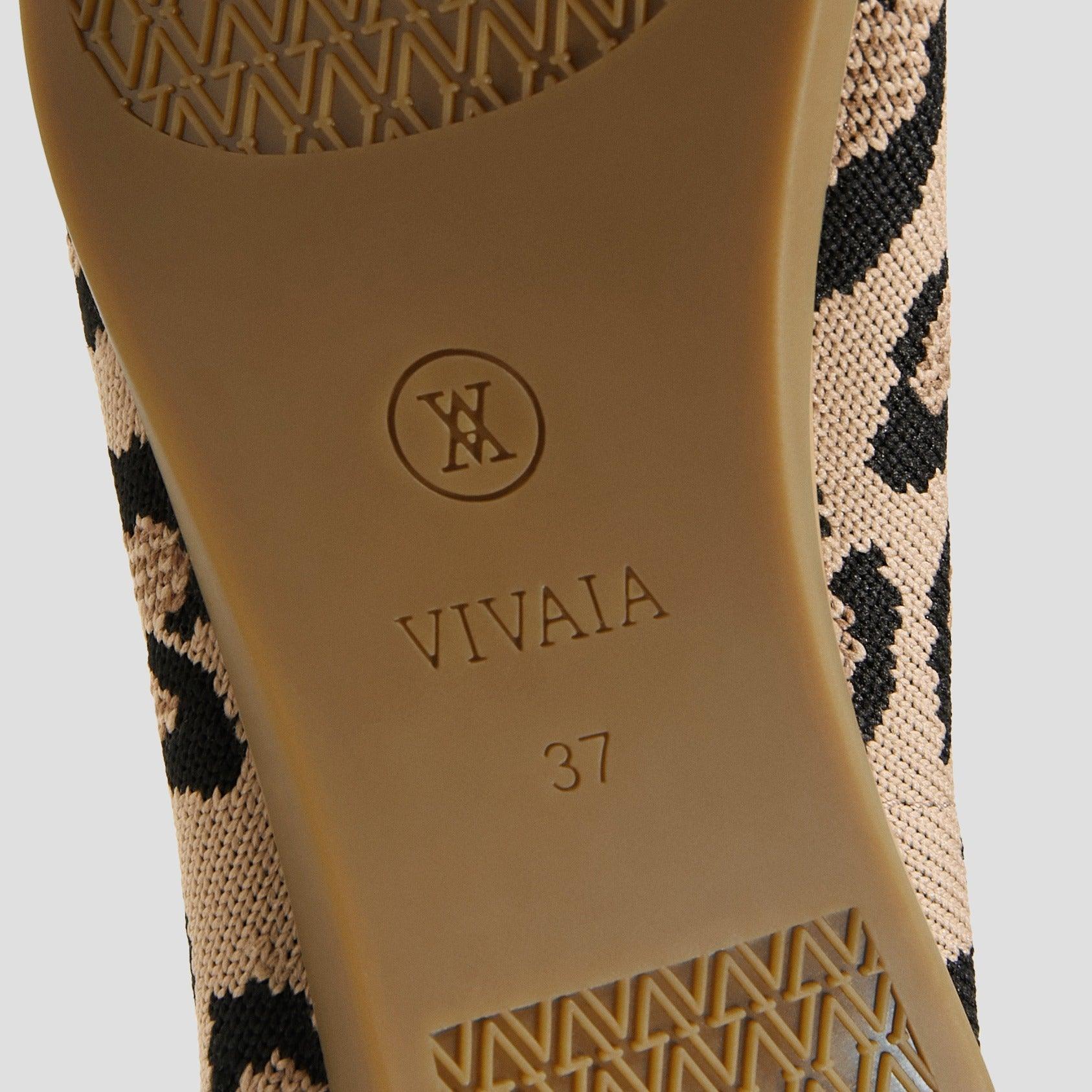 [Aria 5°] ポインテッドトゥ フラットシューズ