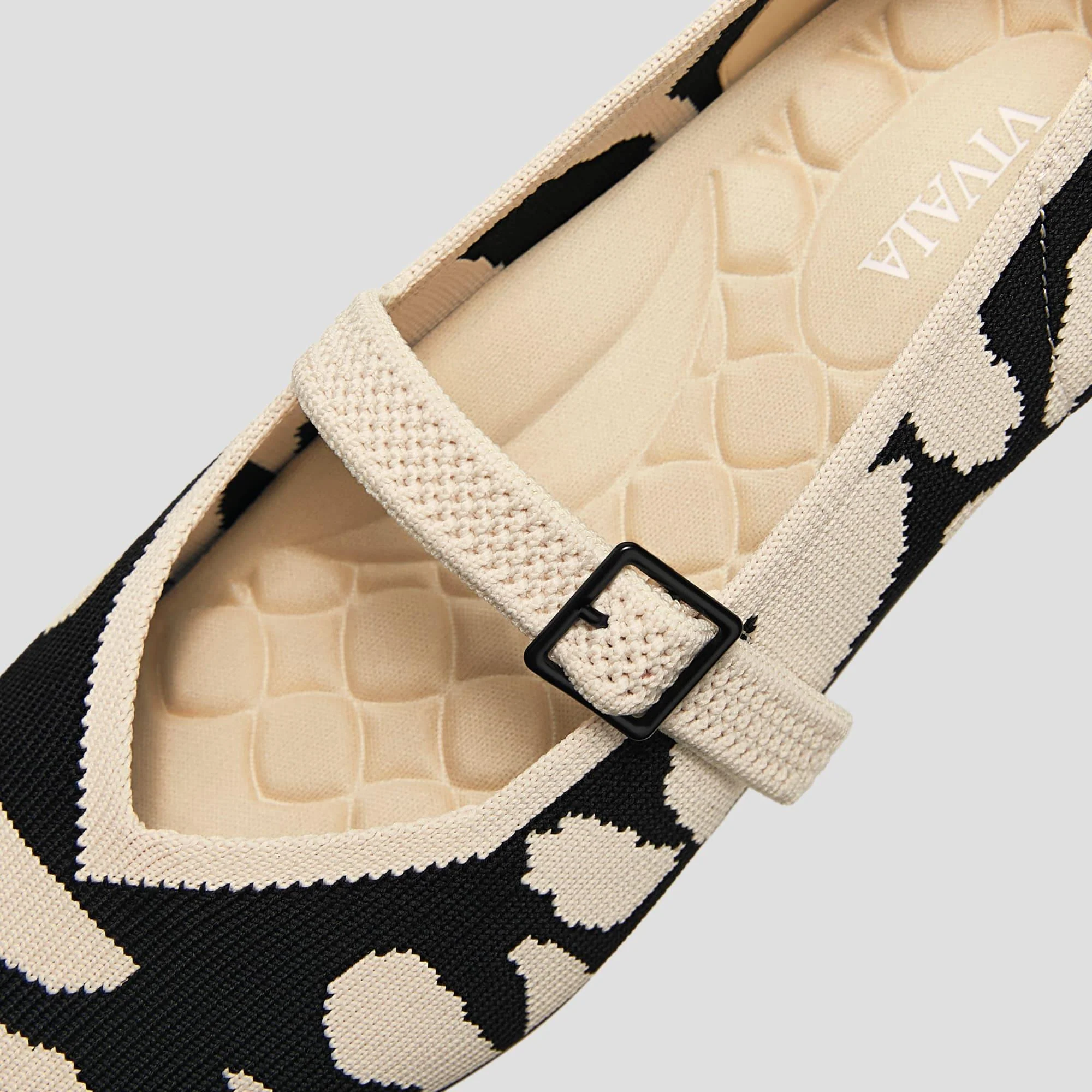 [Margot Walker Mary-Jane] スクエアトゥ 超軽量 厚底 メリージェーン フラットシューズ