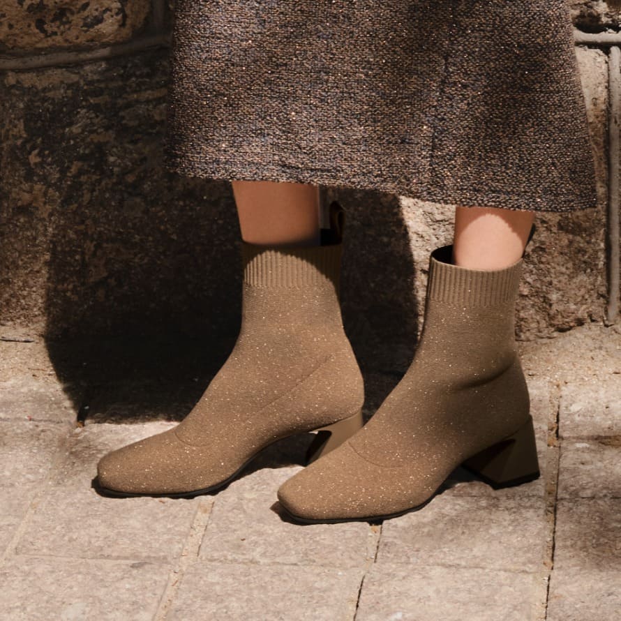 [Regina Pro] スクエアトゥ 撥水加工 ショートブーツ