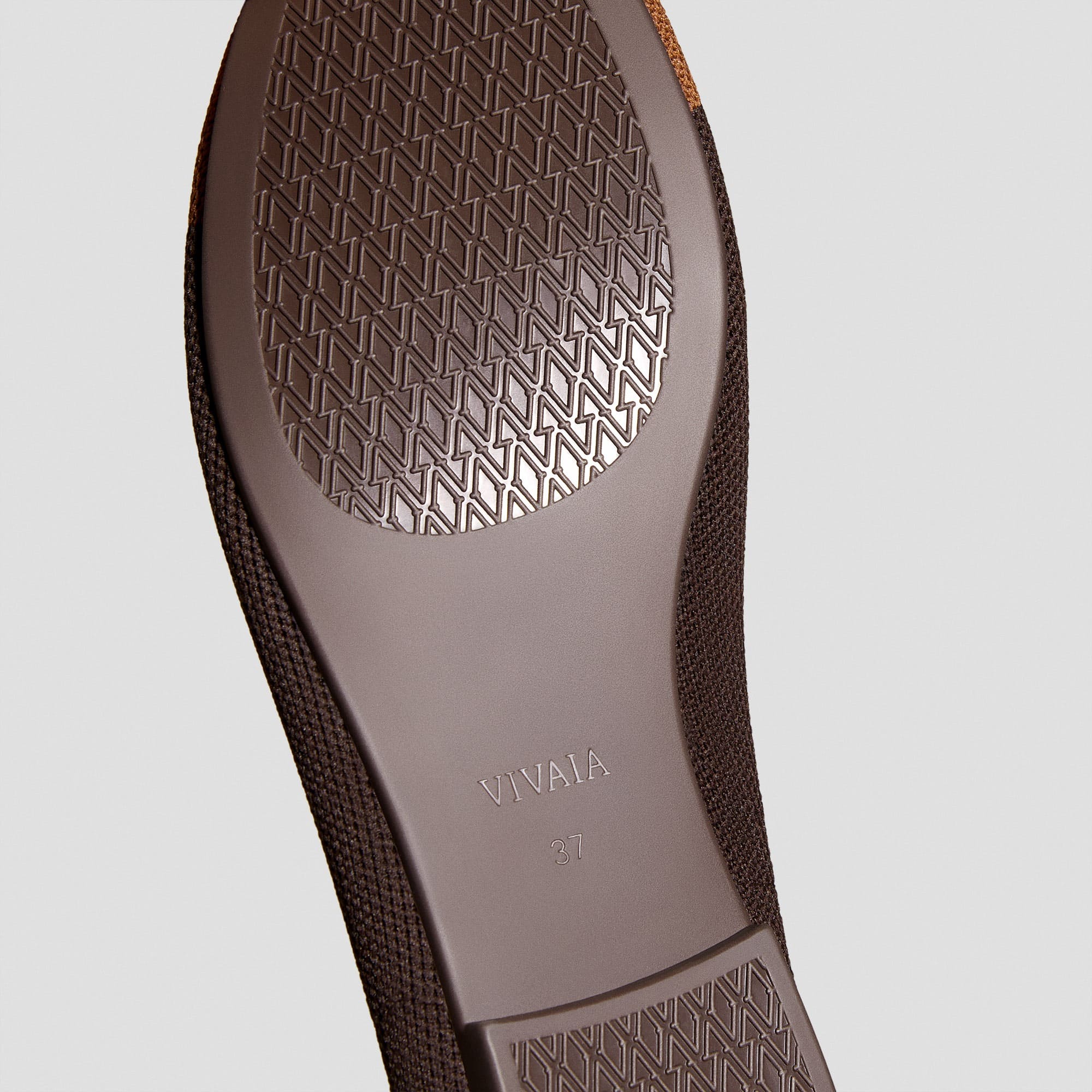 [Audrey] ラウンドトゥ アニマル刺繍 ローファー