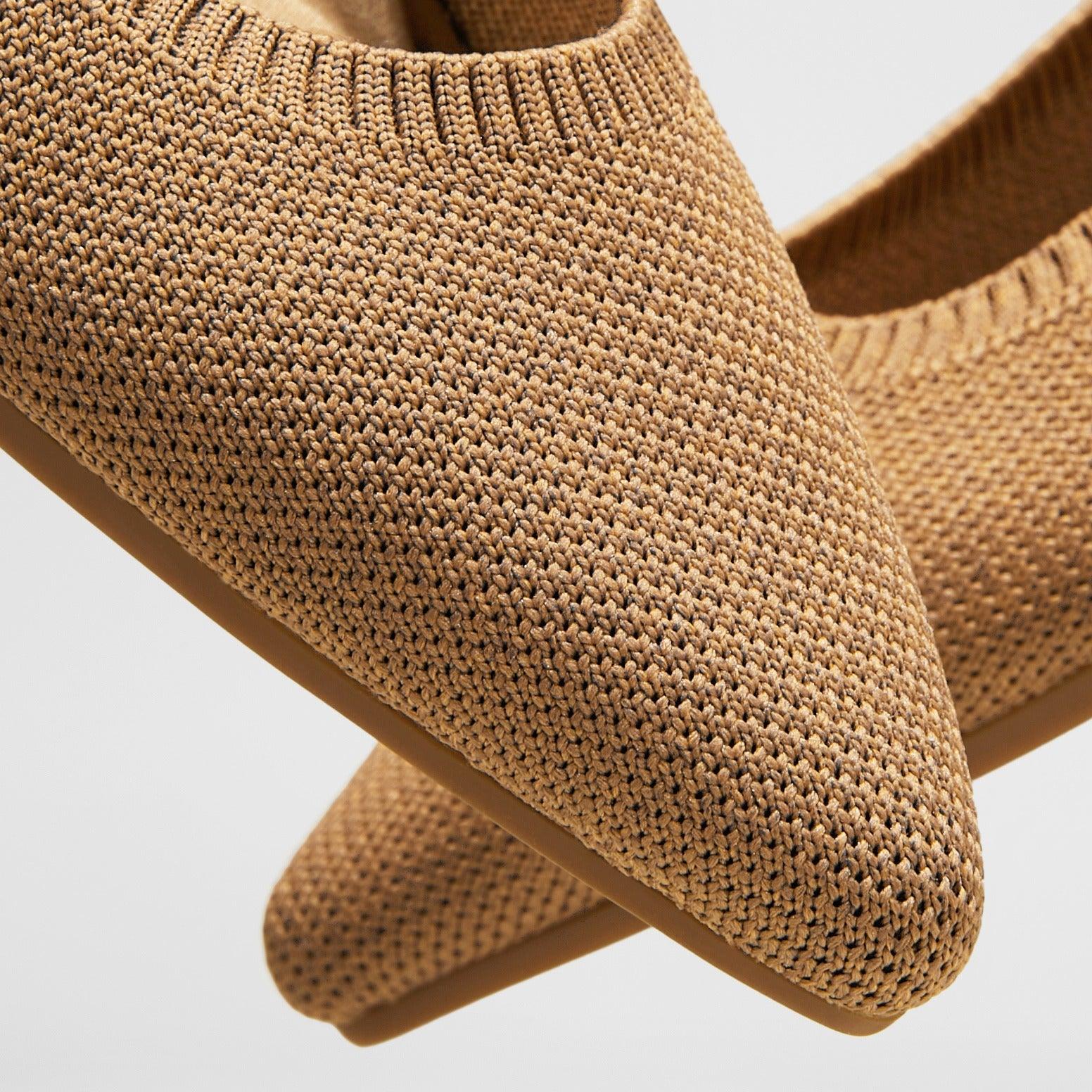 [Aria 5°] ポインテッドトゥ フラットシューズ