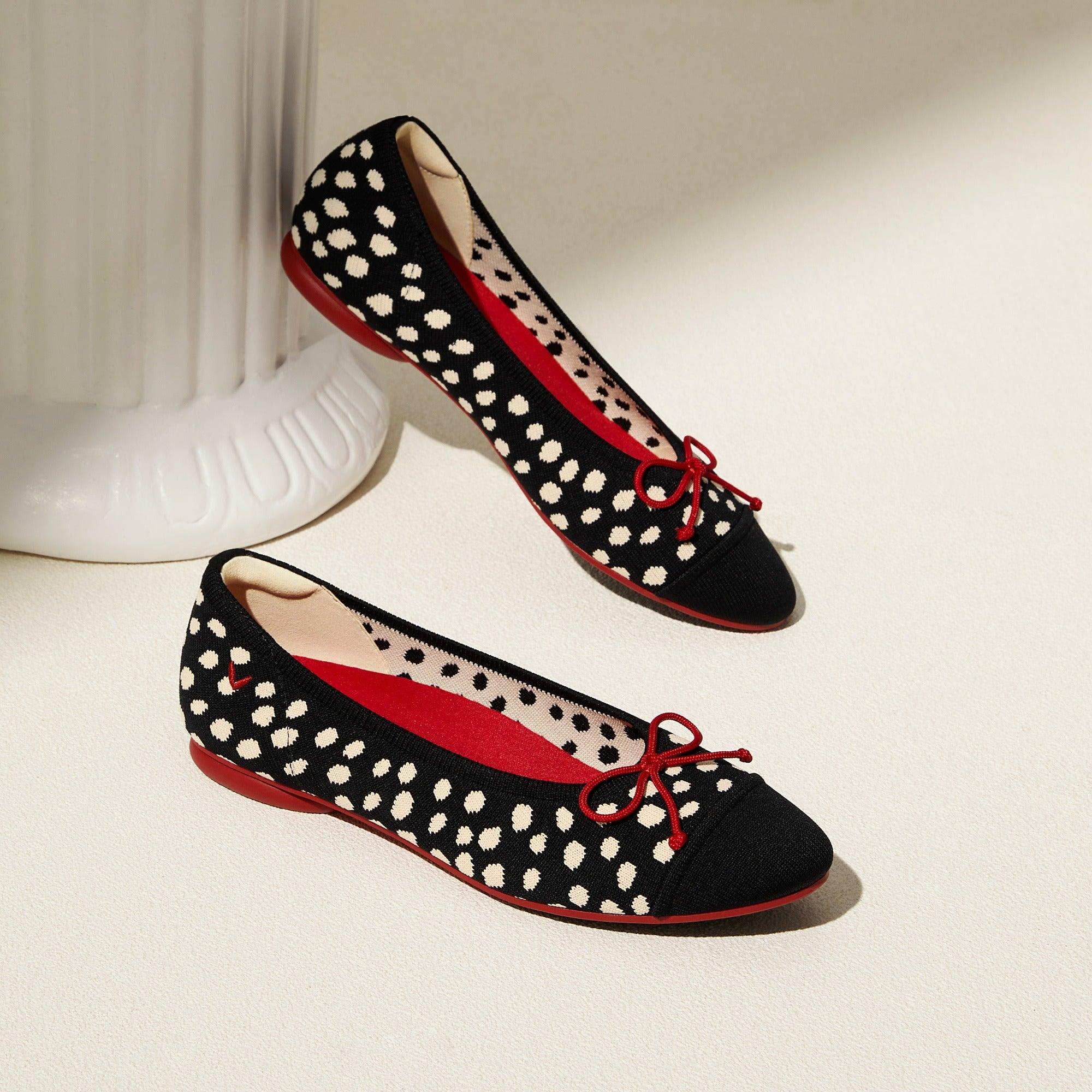 [Tiana] アーモンドトゥ フラットシューズ