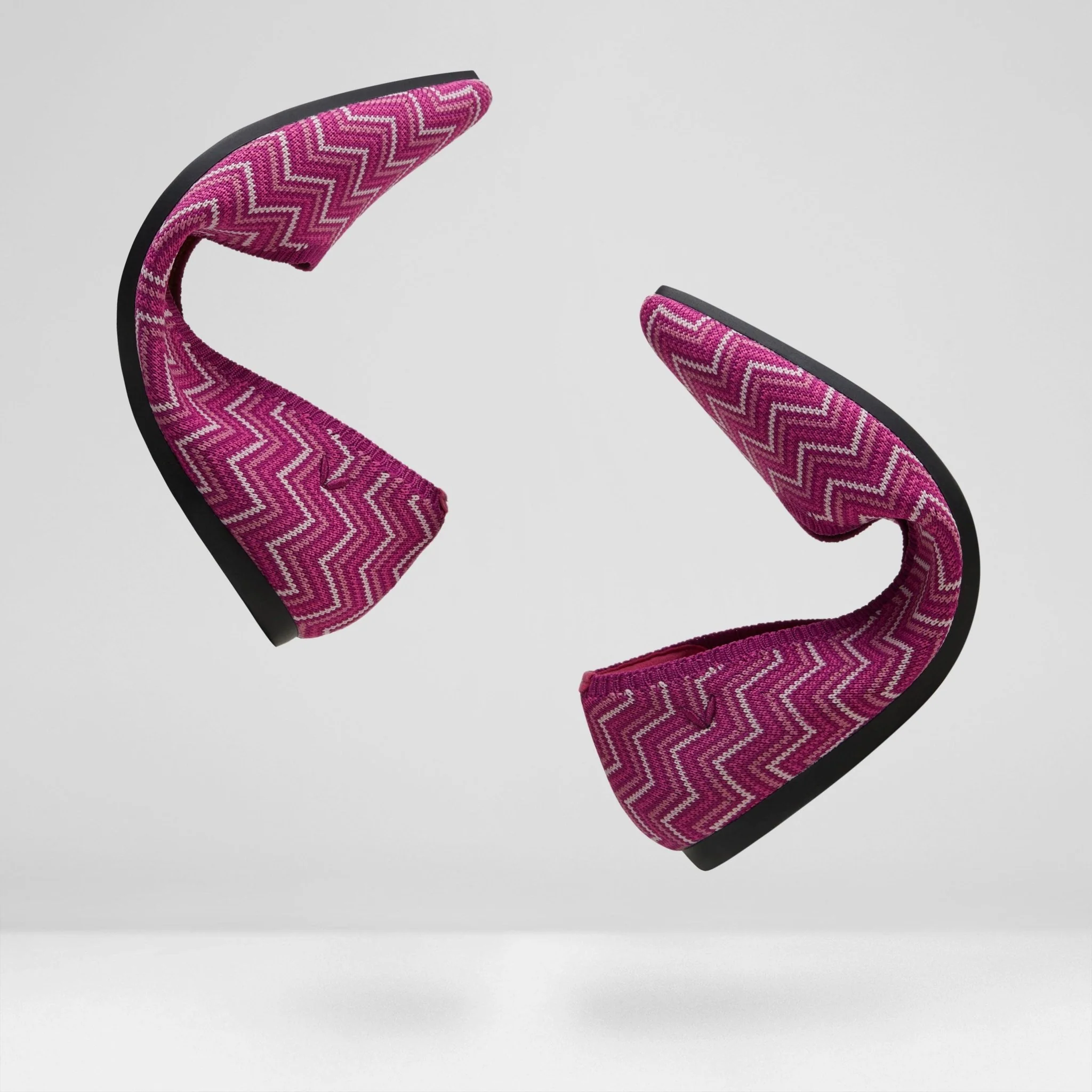 [Aria 5°] ポインテッドトゥ フラットシューズ