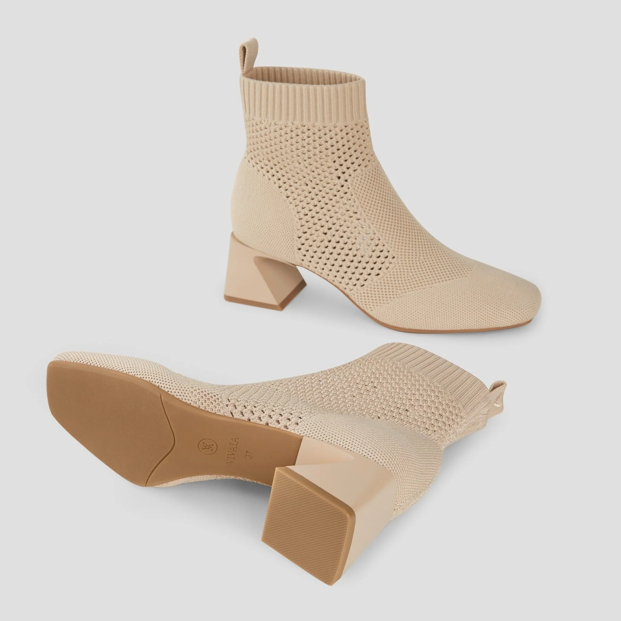 [Melissa 2.0] スクエアトゥ レトロデザイン ショートブーツ