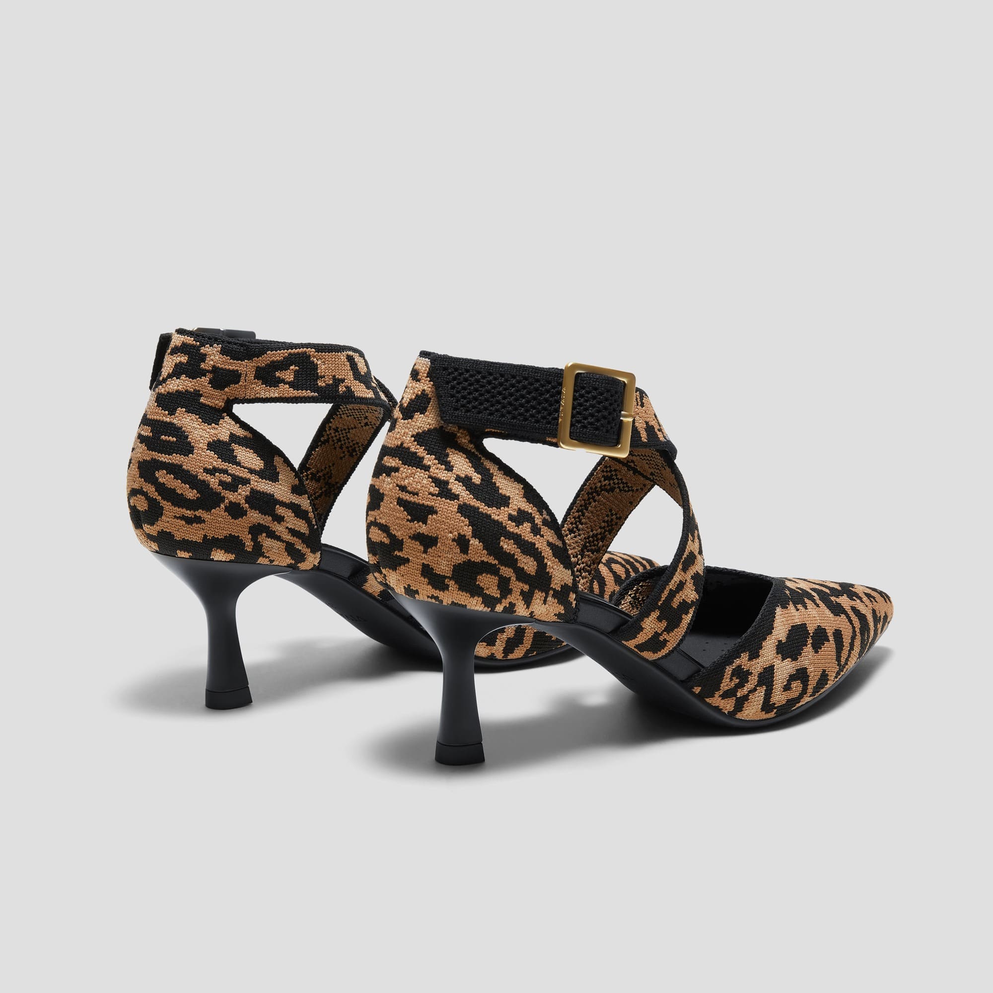 [Anabelle] ポインテッドトゥ クロスストラップ キトゥンヒール