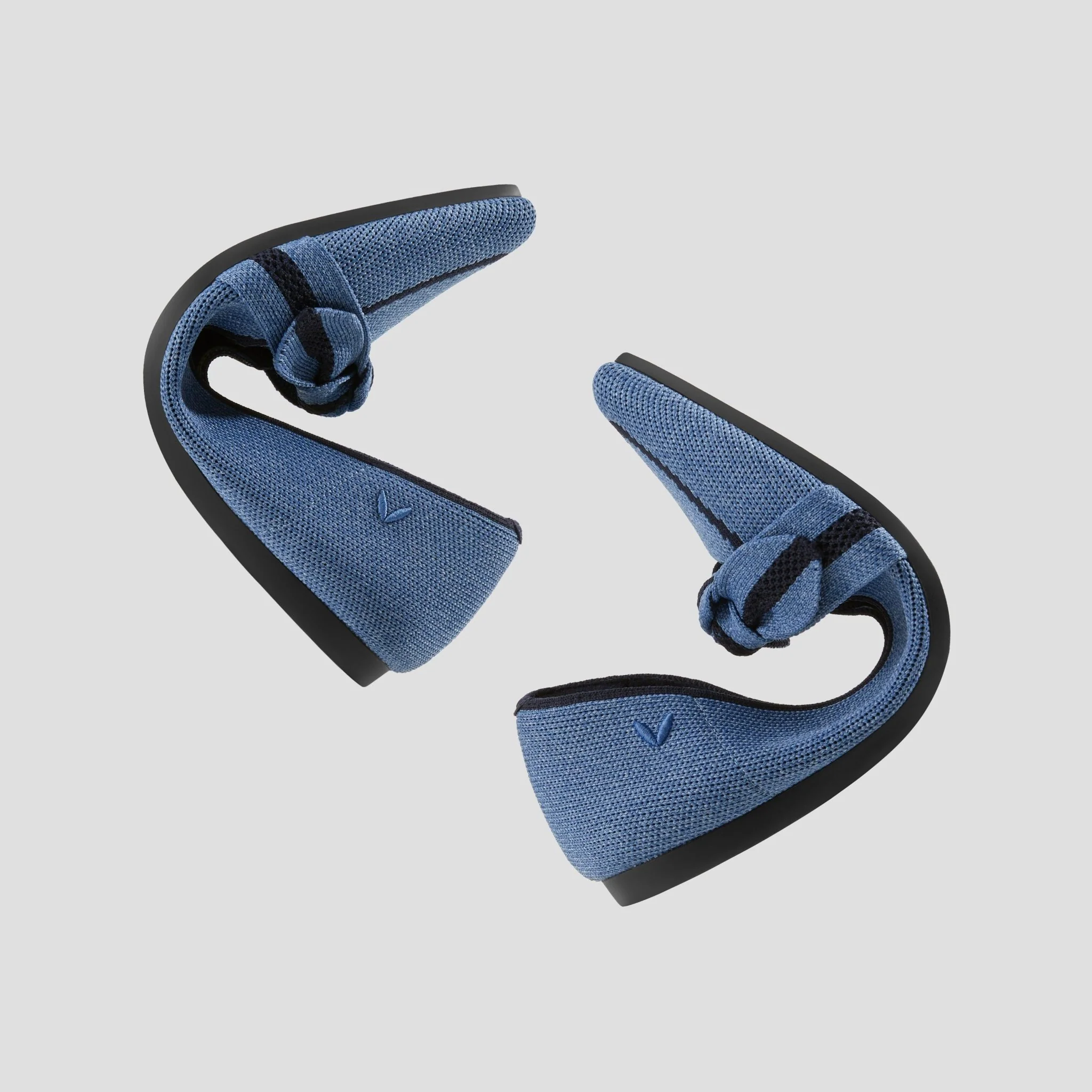 [Michelle] ポインテッドトゥ リボン付き ローファー