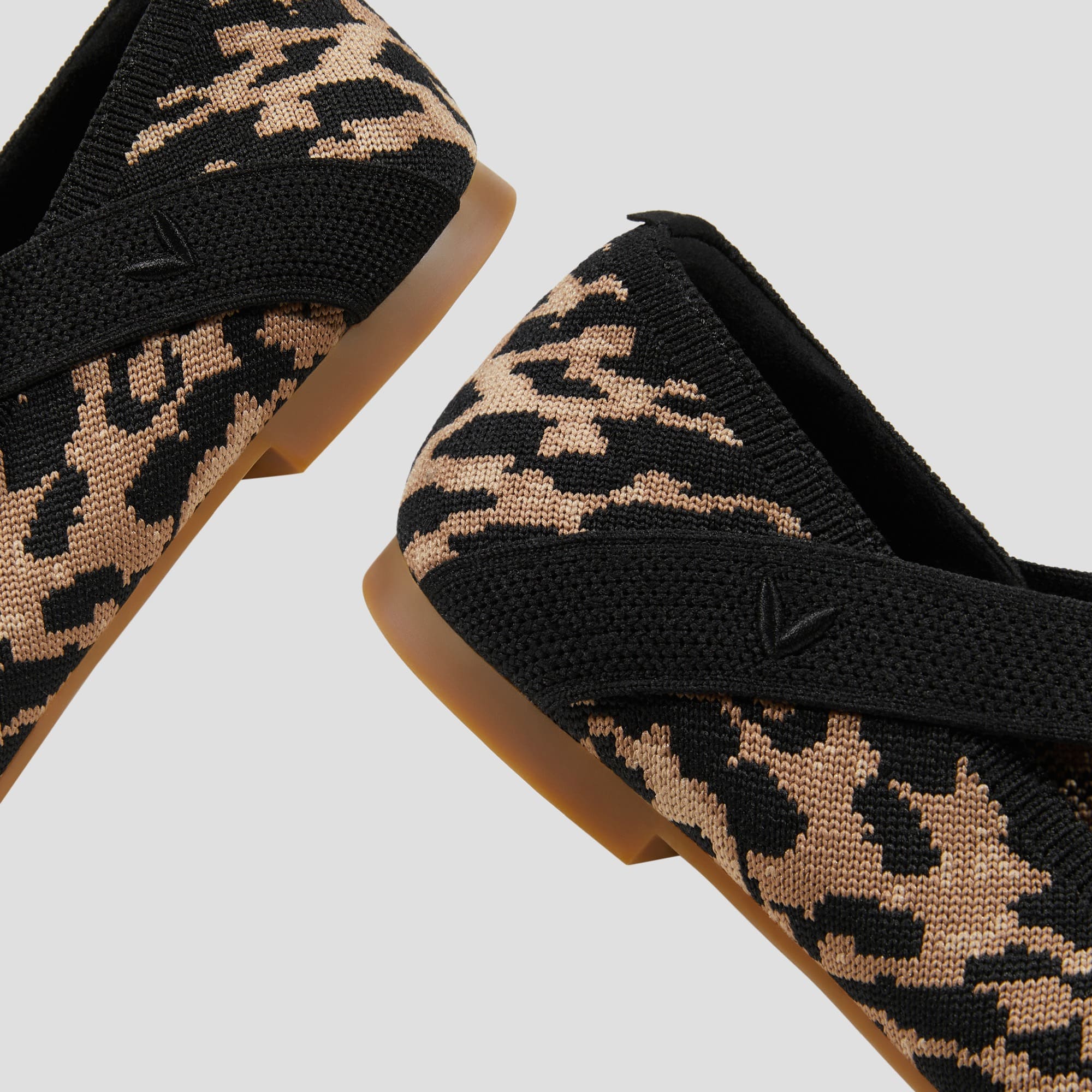 [Nia] アーモンドトゥ メリージェーン フラット