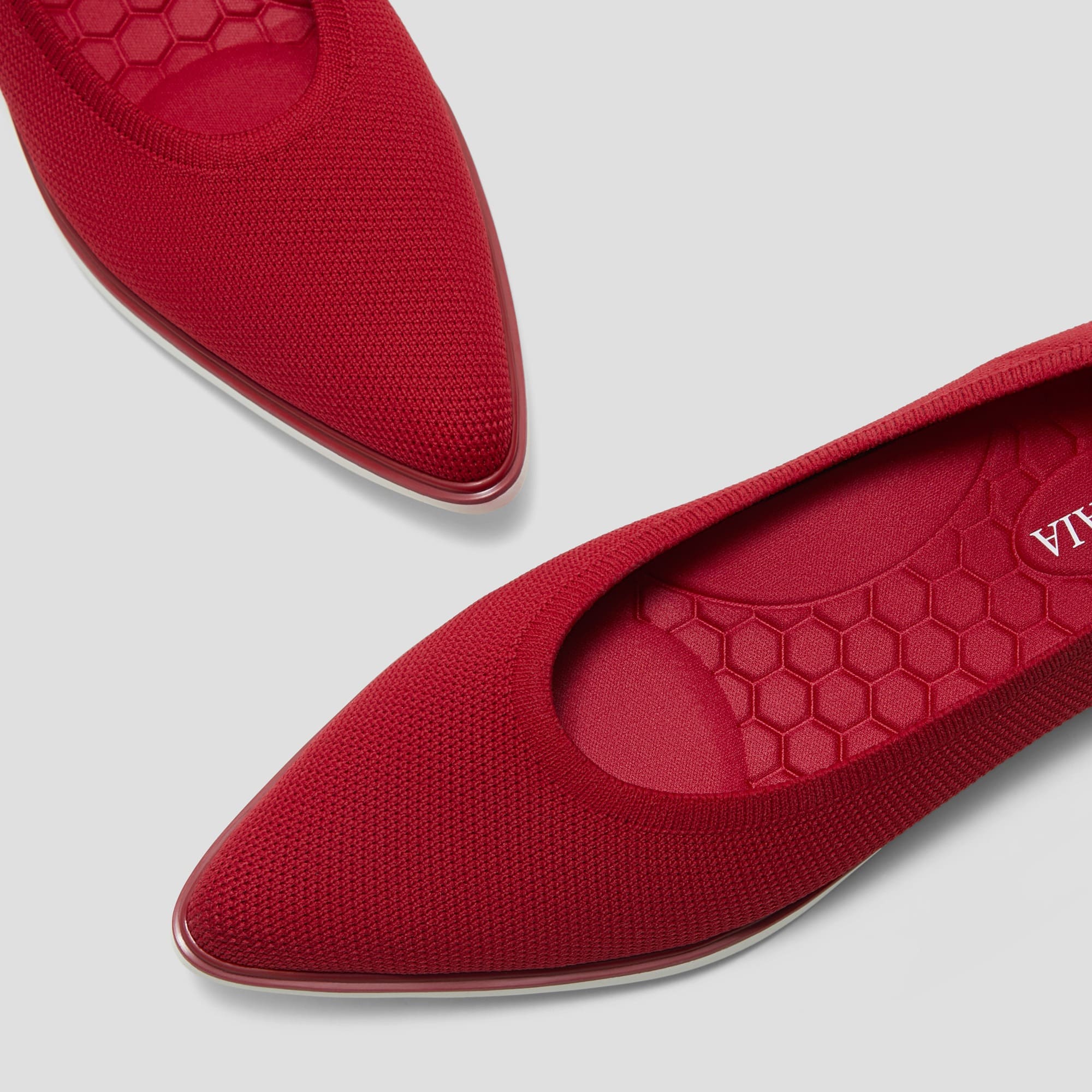 [All-Day Standing Veronica] ポインテッドトゥ フラット