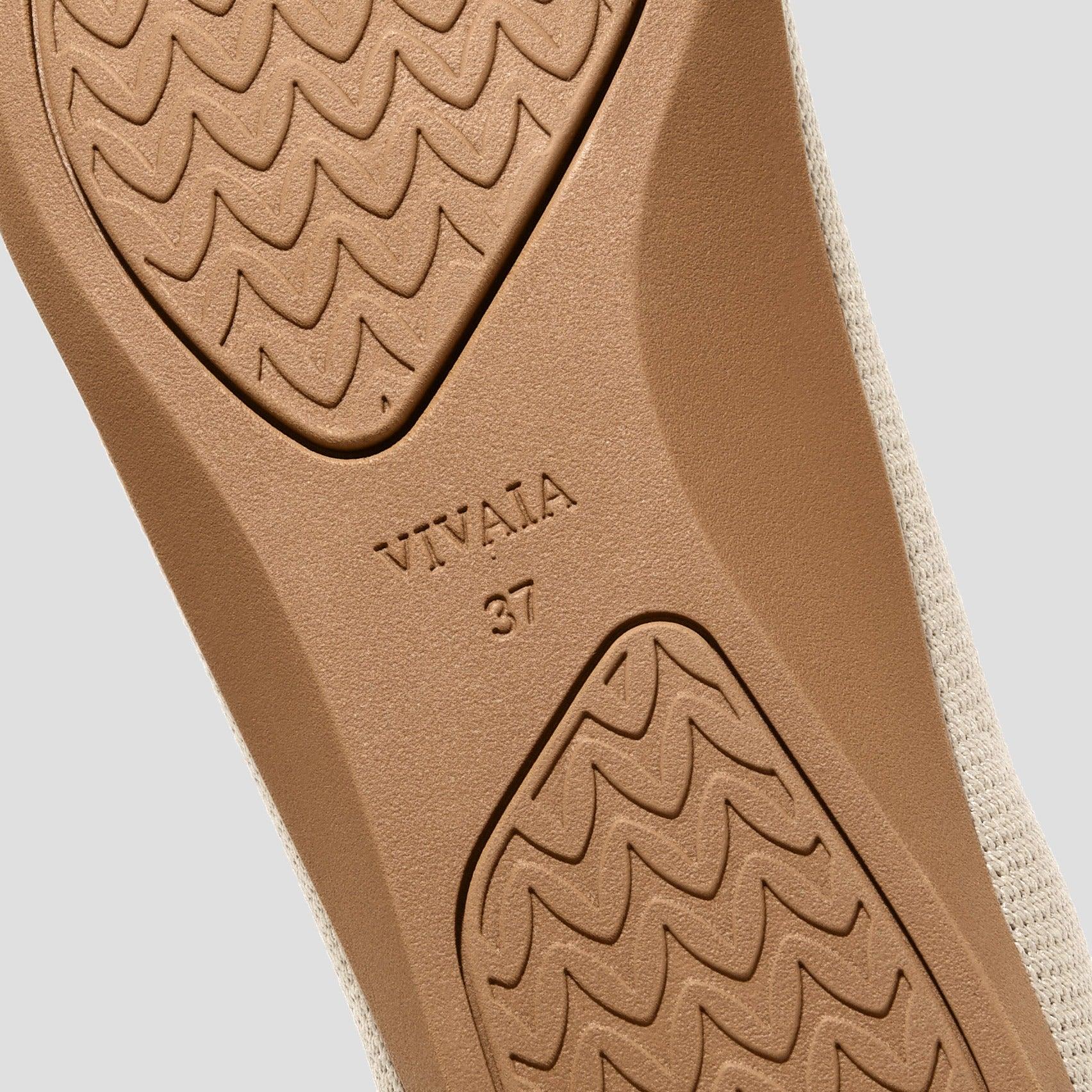 [Aria Walker] ポインテッドトゥ 超軽量 厚底 フラットシューズ