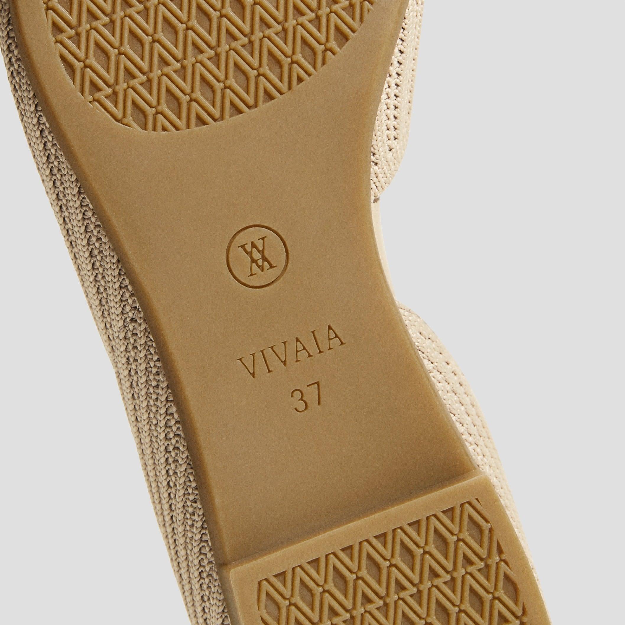 [Melia 2.0] ポインテッドトゥ Vカット フラットシューズ