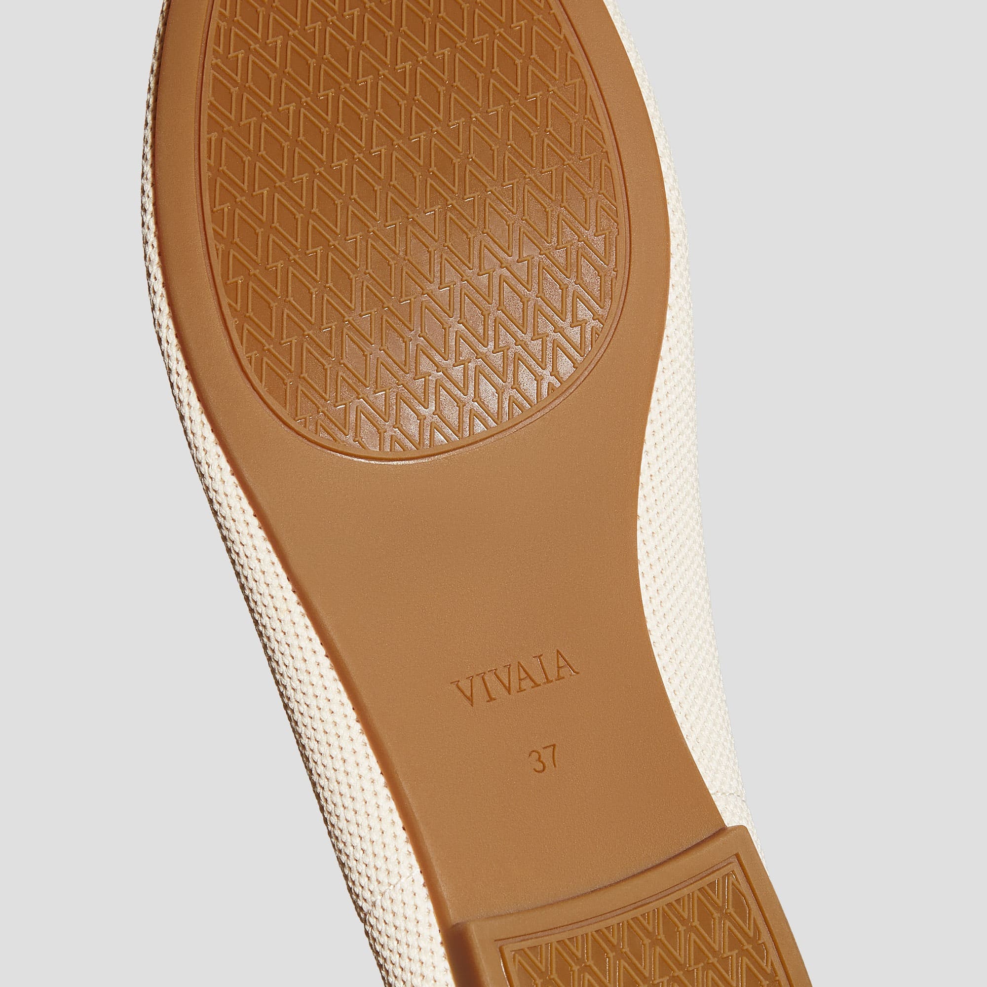 [Audrey] ラウンドトゥ アニマル刺繍 ローファー