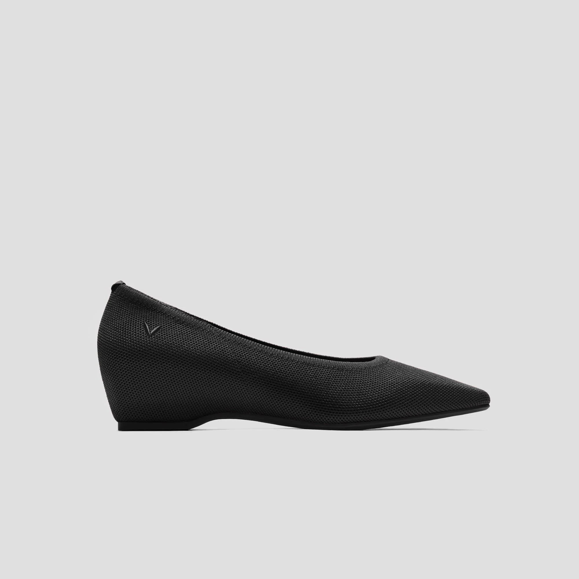 [Mackenzi] スモール スクエアトゥ ロウ ウェッジヒール