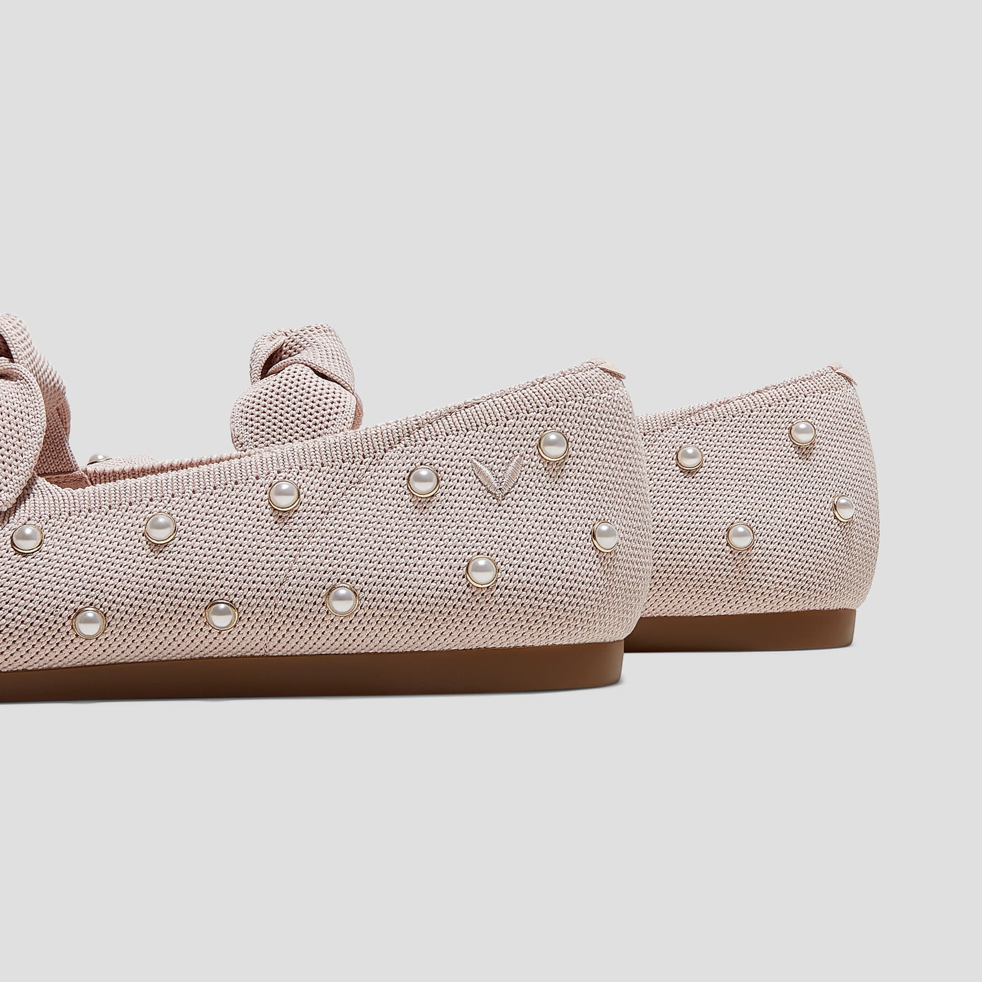 [Addriane] ポインテッドトゥ リボン付き フラットシューズ