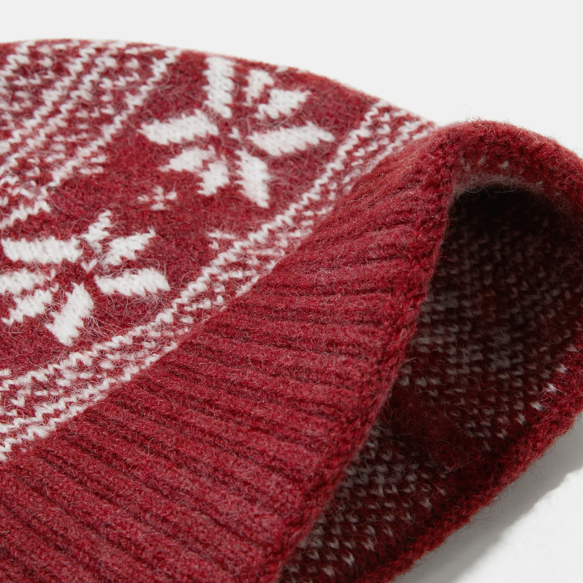 取り外し可能なポンポン付き ニット帽