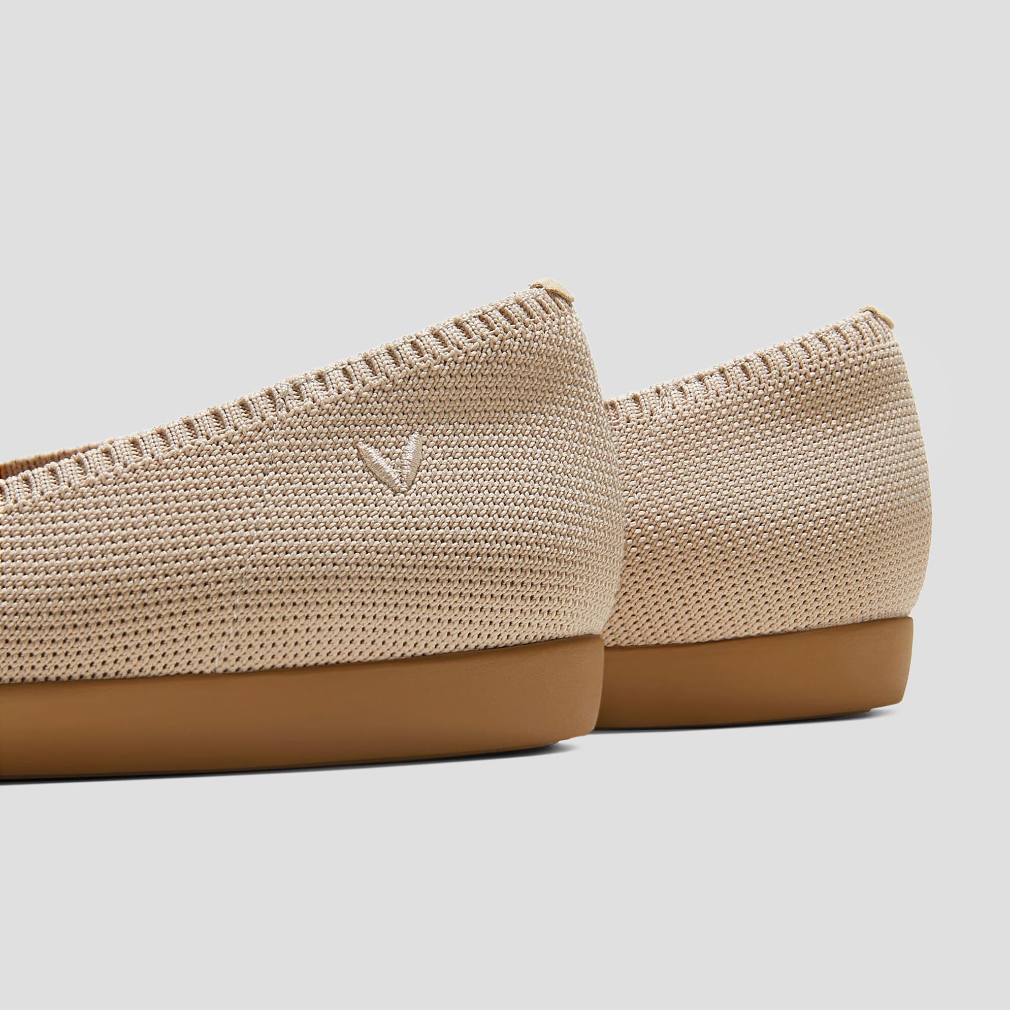 [Aria Walker 超撥水] ポインテッドトゥ 超軽量 厚底 フラットシューズ