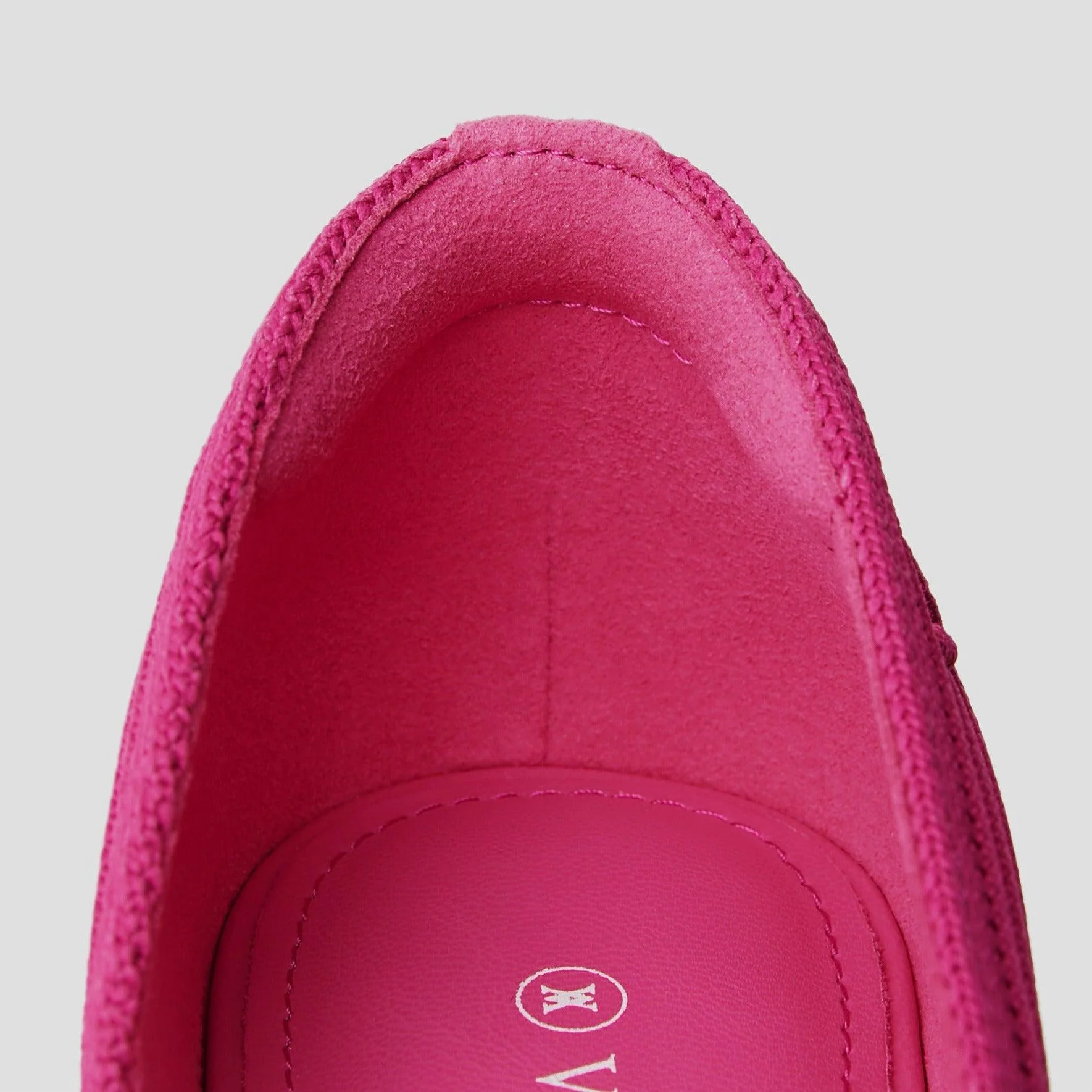 [Melia 2.0] ポインテッドトゥ Vカット フラットシューズ