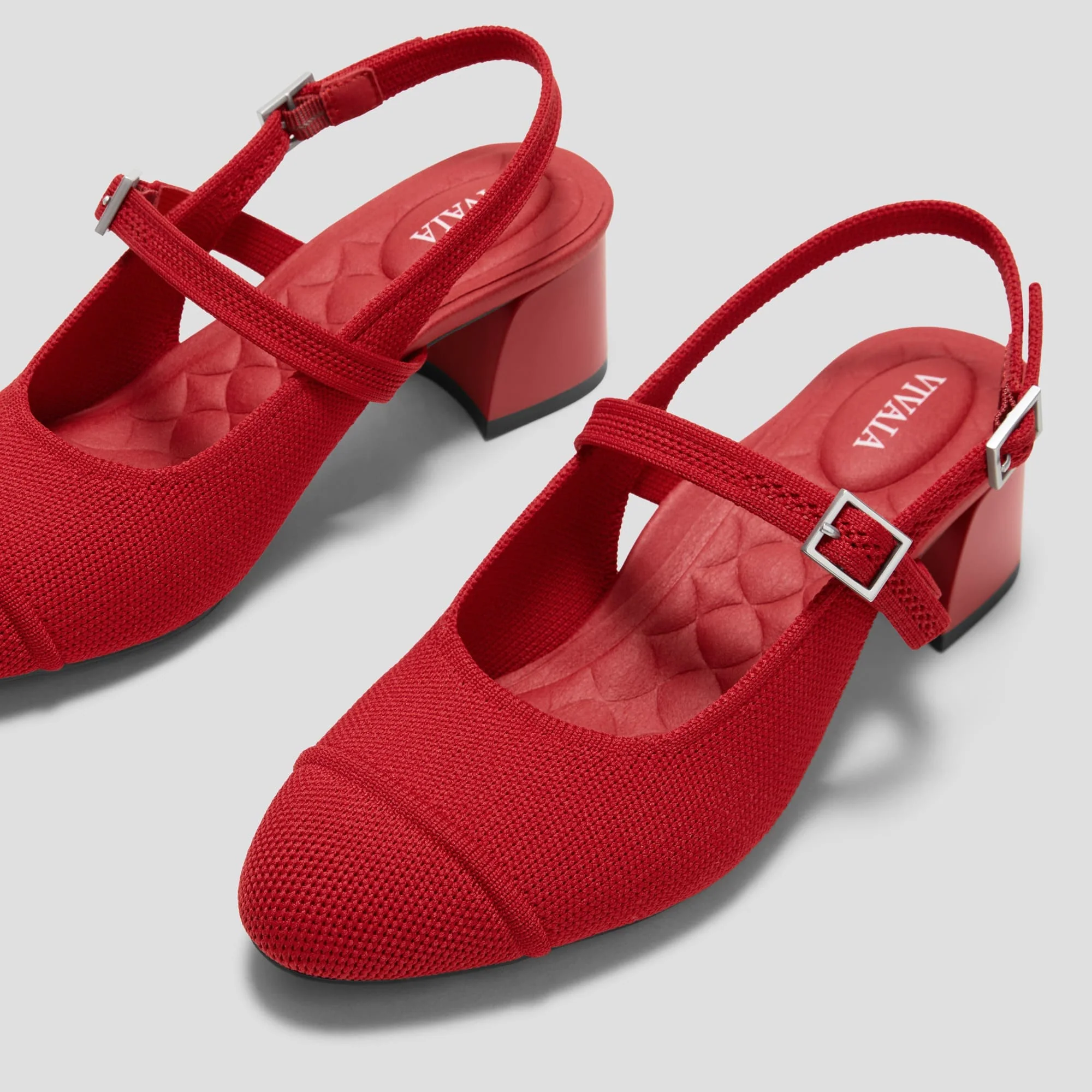 [Juliana] アーモンドトゥ スリングバック ブロックヒール サンダル